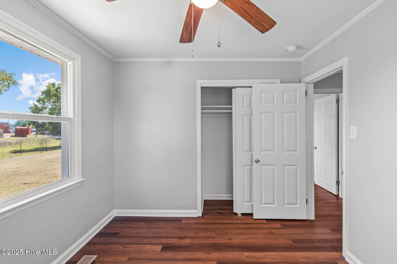 100532312 | Photo 47