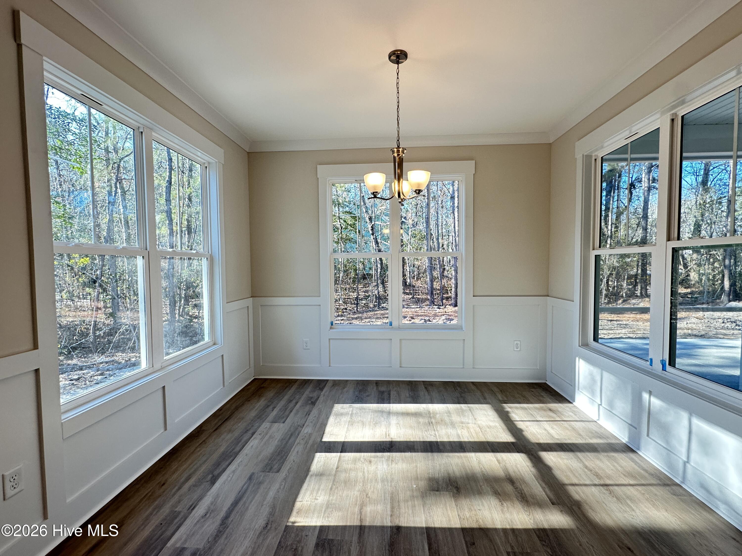 100542700 | Photo 38