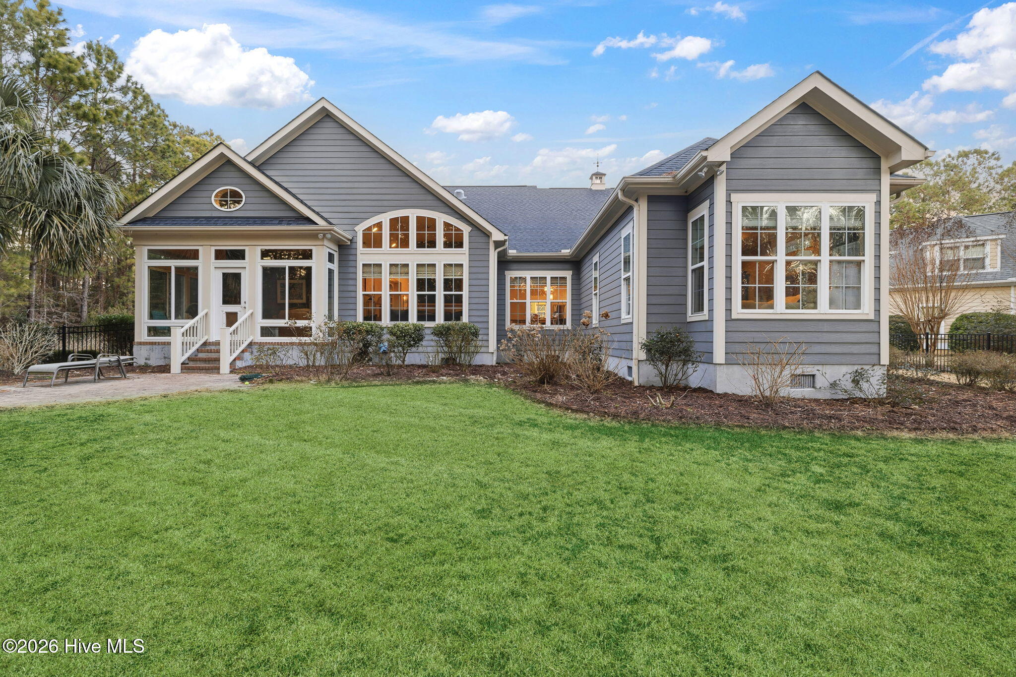 100554087 | Photo 58