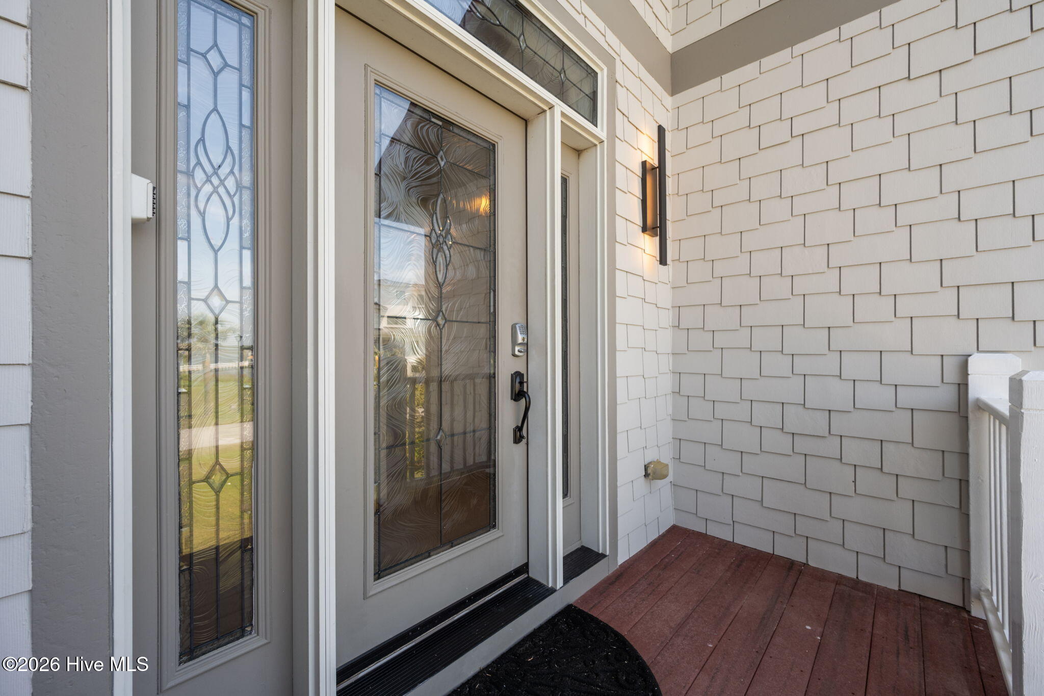 100568549 | Photo 10