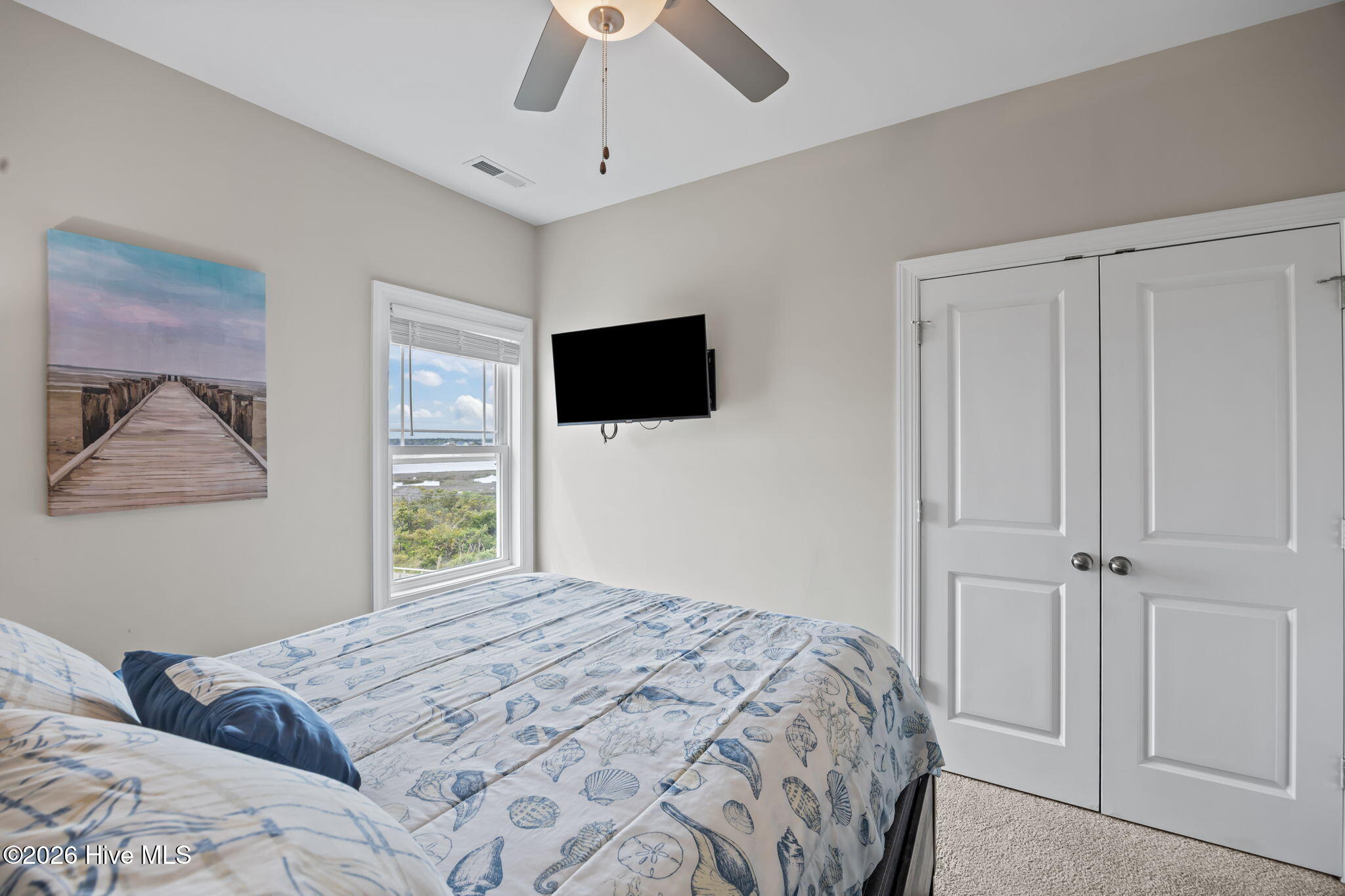 100565751 | Photo 37