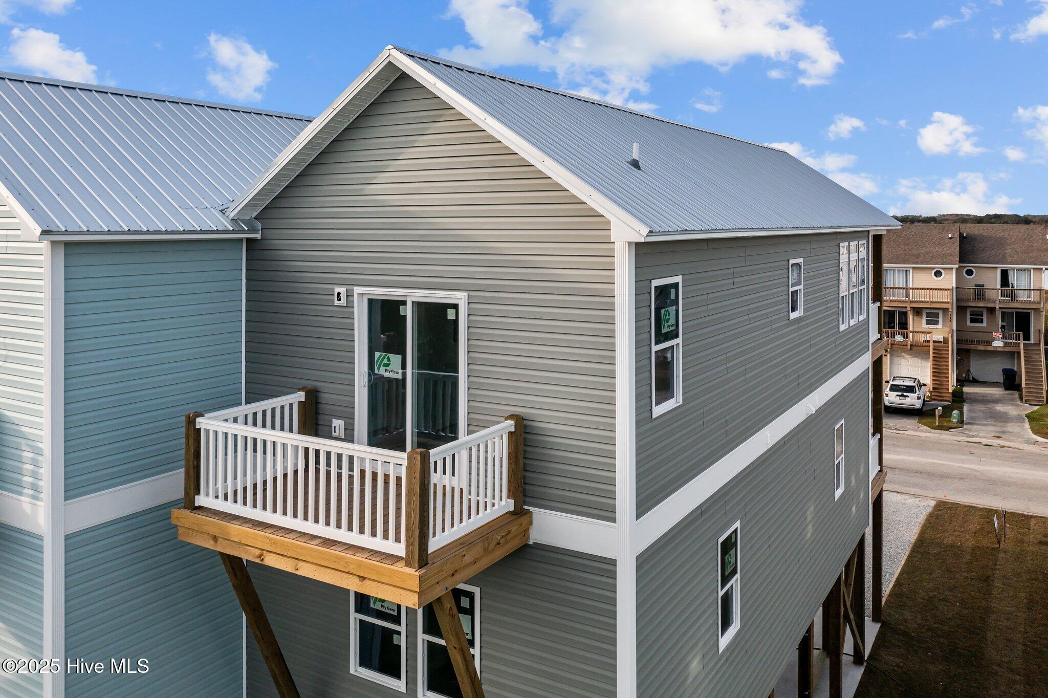 100519991 | Photo 30