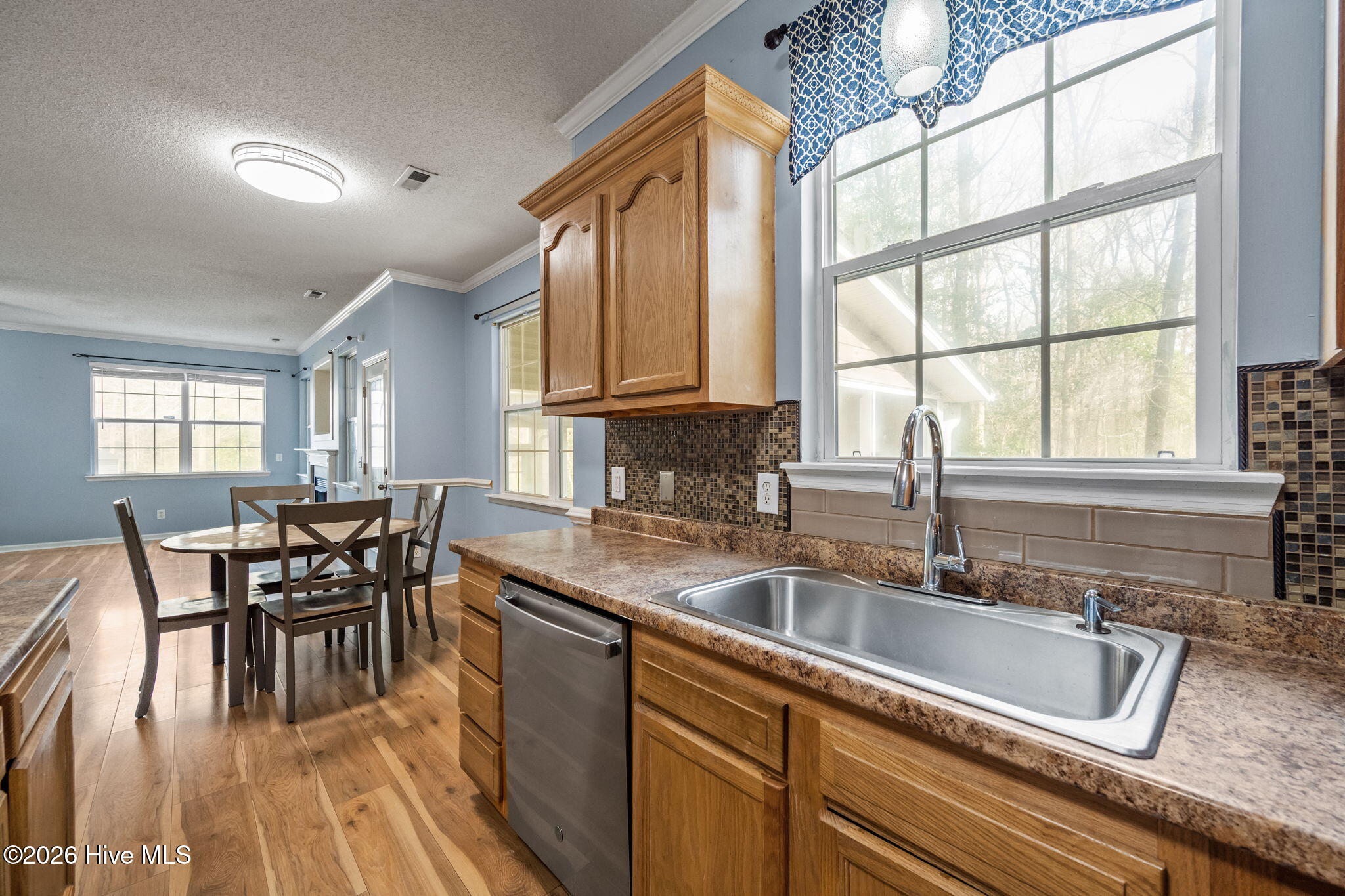 100552241 | Photo 17