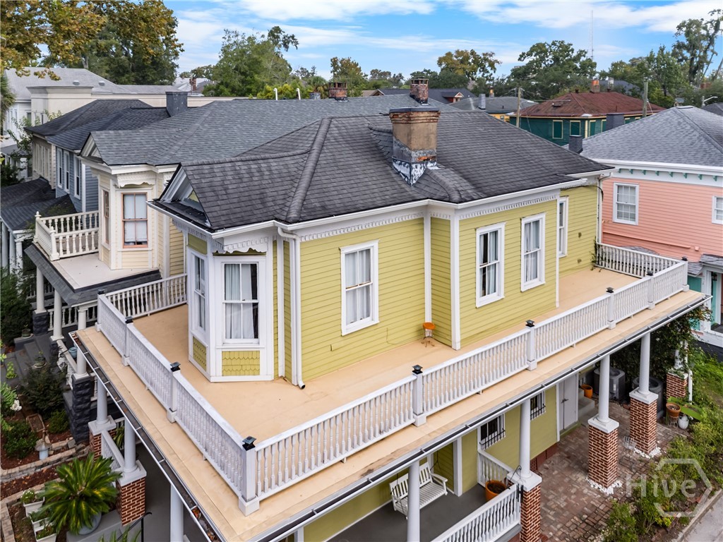 Photo 3 of Single family home for sale at 524 E Henry St, Savannah, GA 31401 | MLS# SA365031 | Listing updated on 2026-09-22