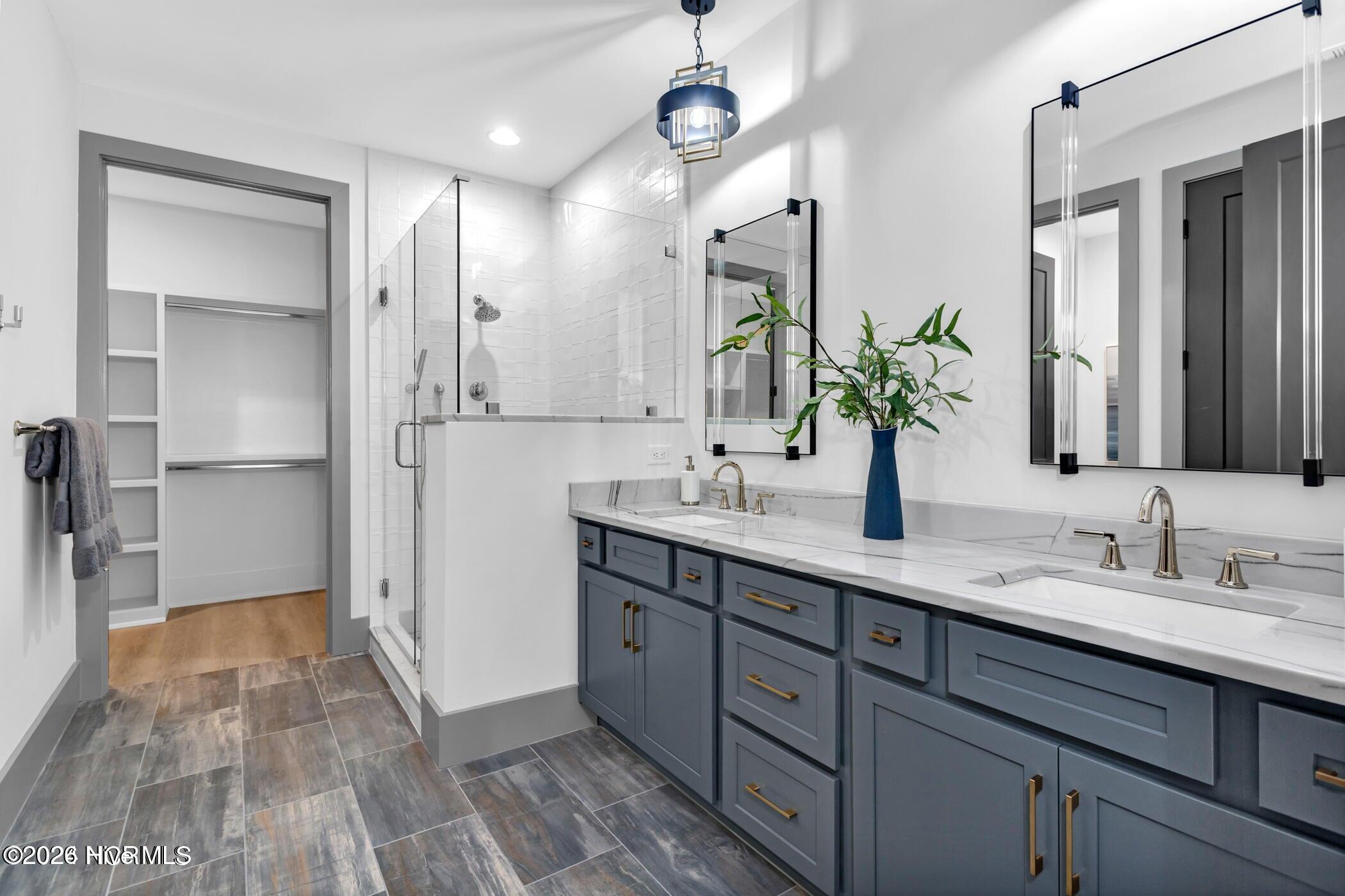 100551048 | Photo 19