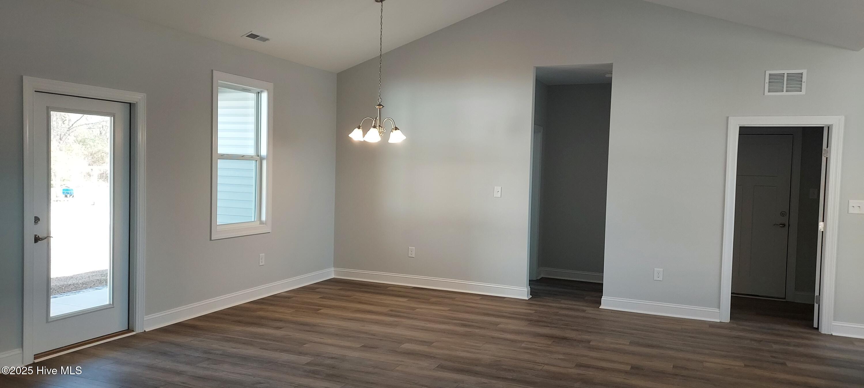 805 Short Row Court, Maysville, NC 28555 – photo 6: 1000002630