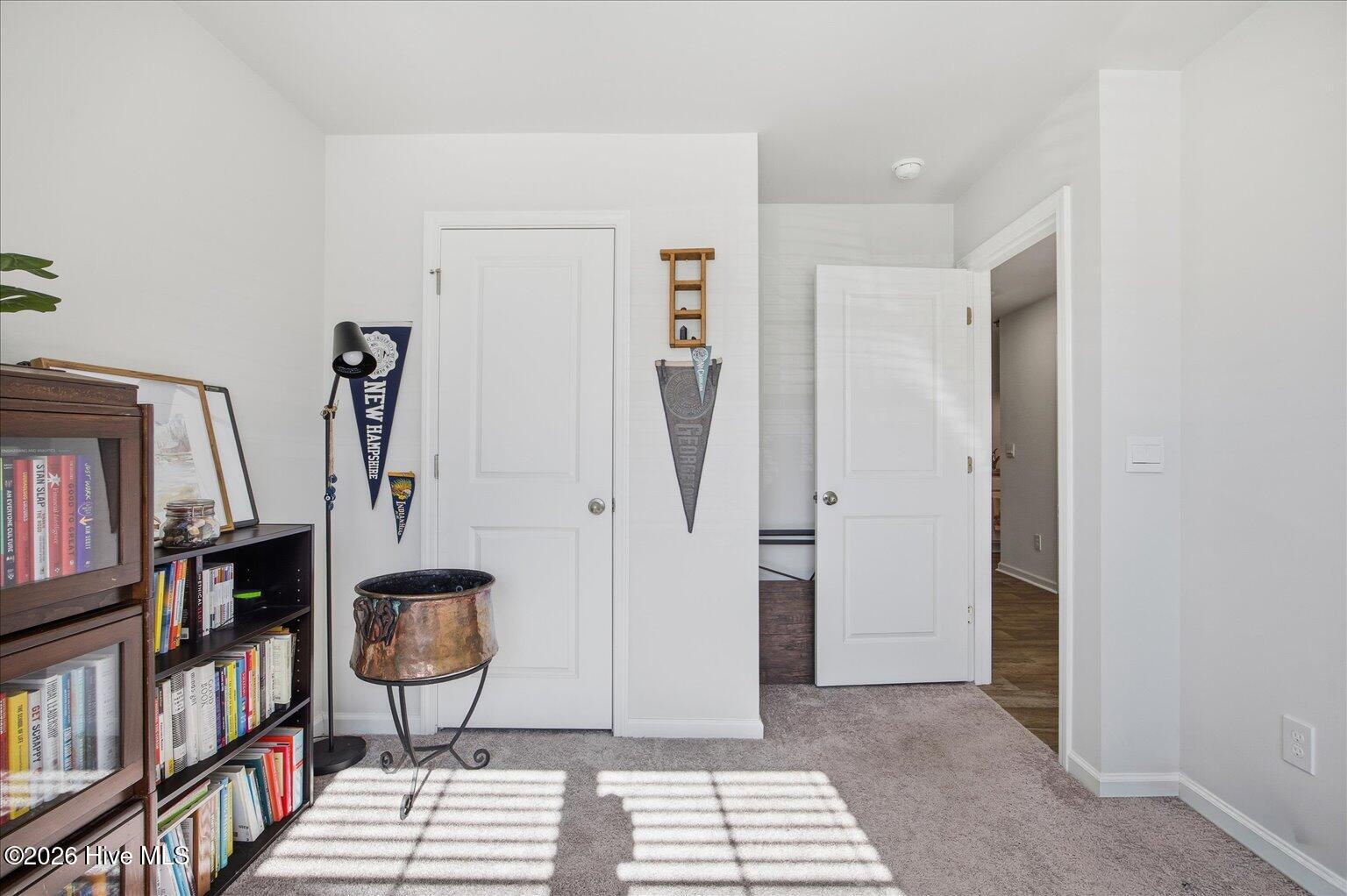 100549908 | Photo 12