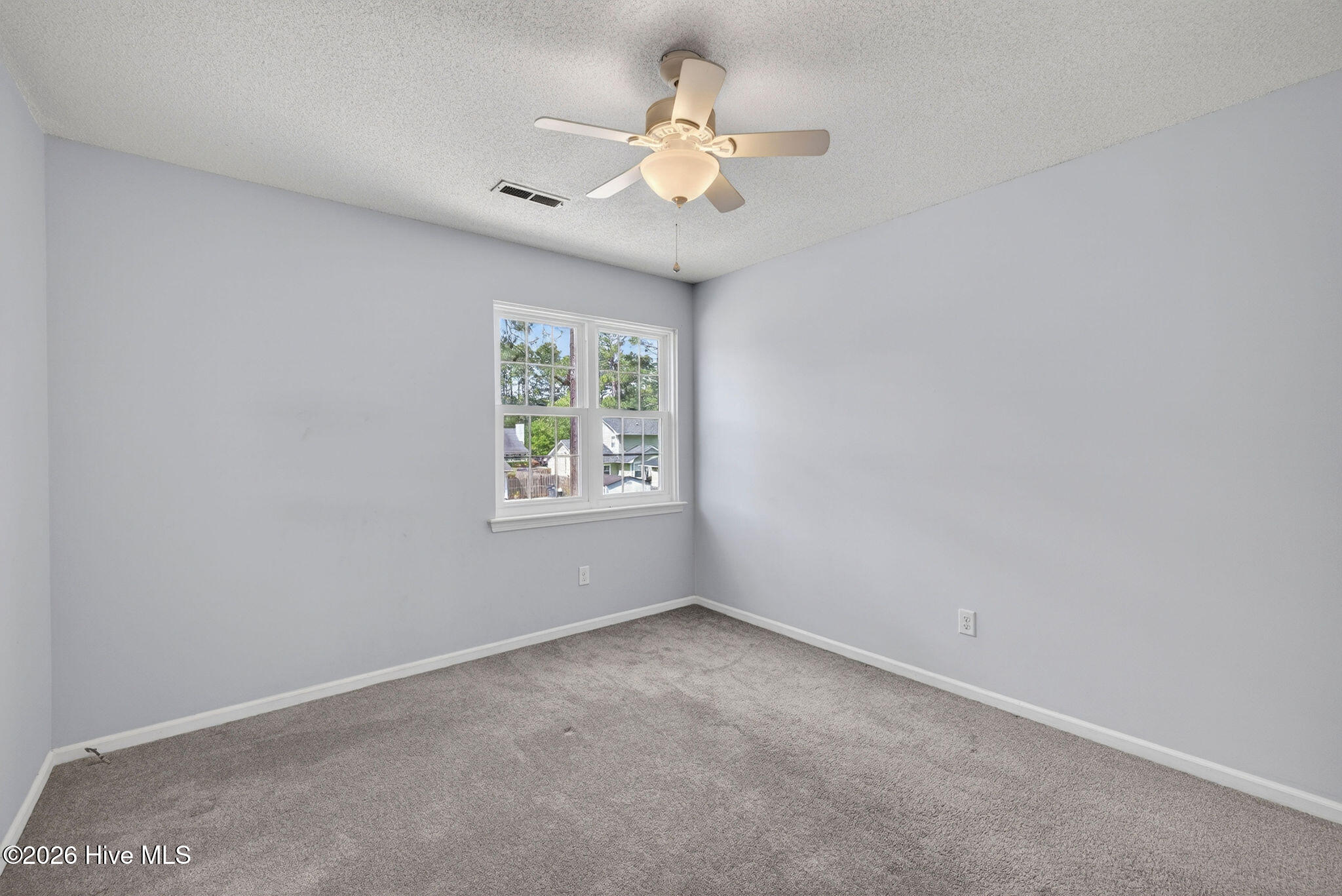 100567707 | Photo 47