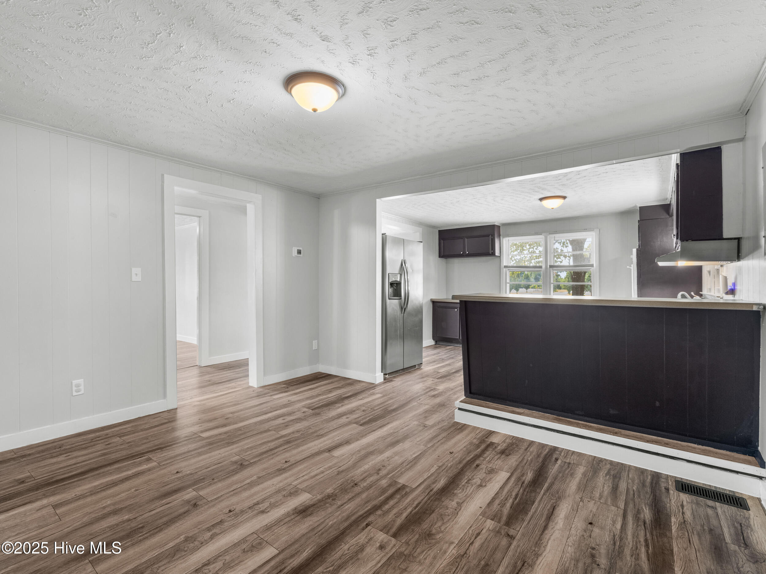 100529453 | Photo 16