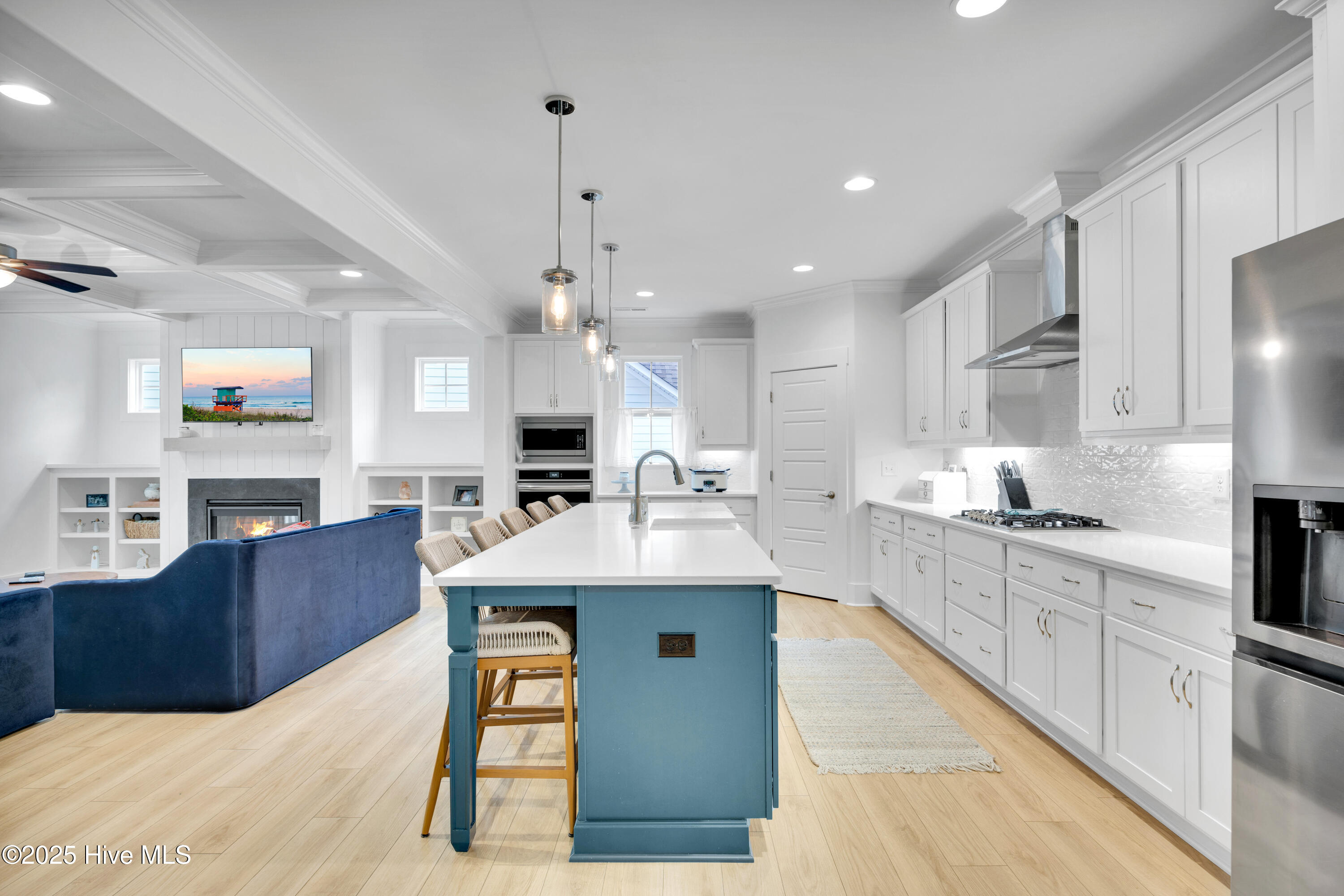 100488919 | Photo 10