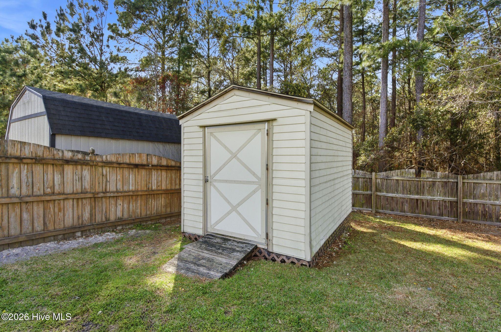 100561408 | Photo 60