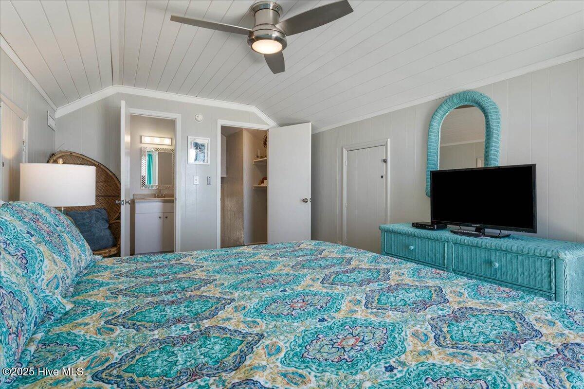 100550823 | Photo 35