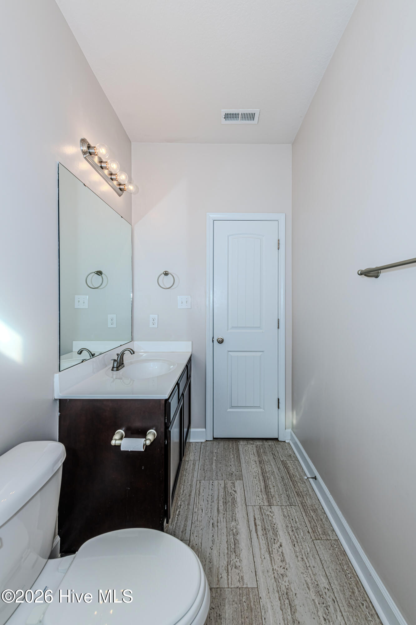 100567221 | Photo 39