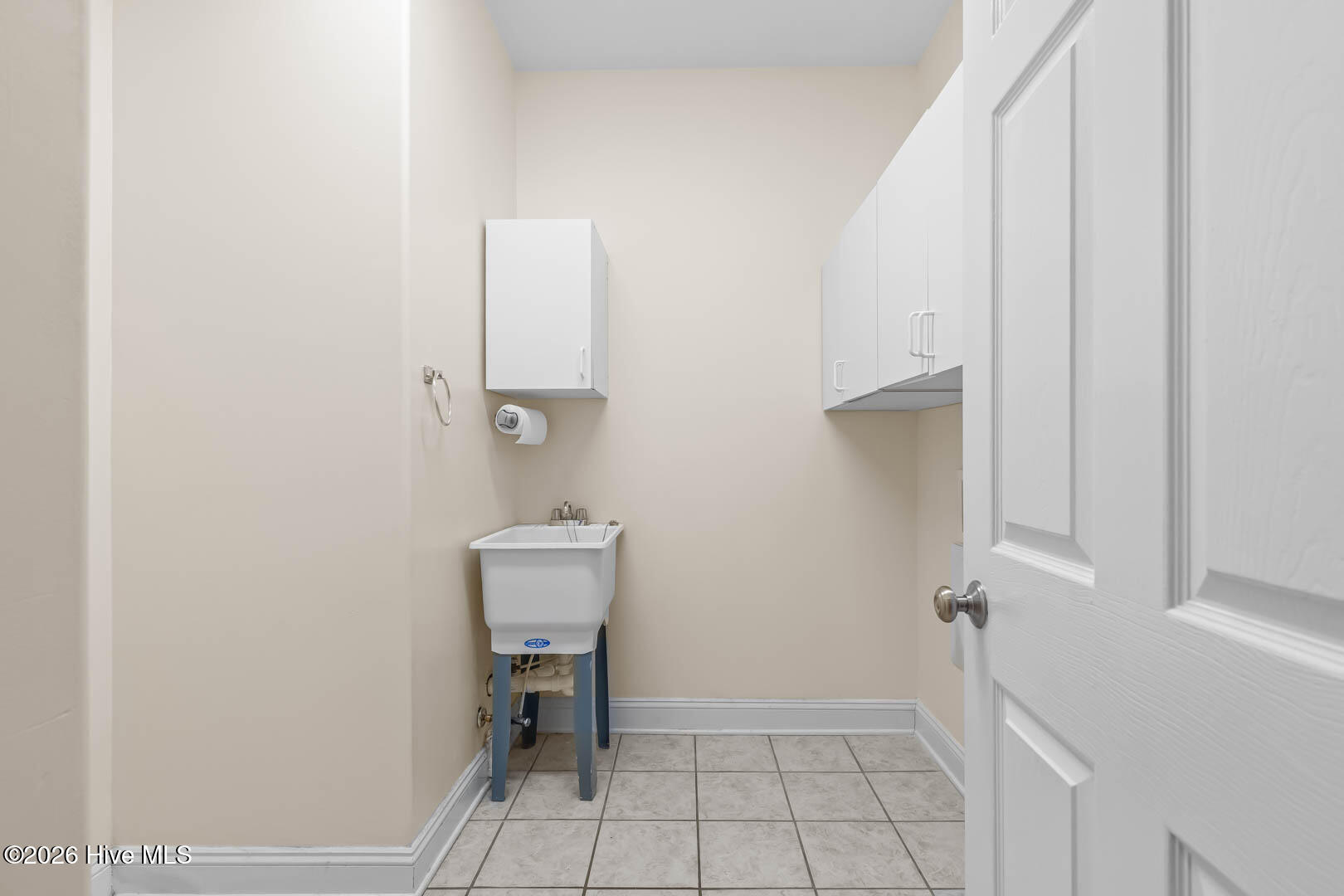 100552363 | Photo 51