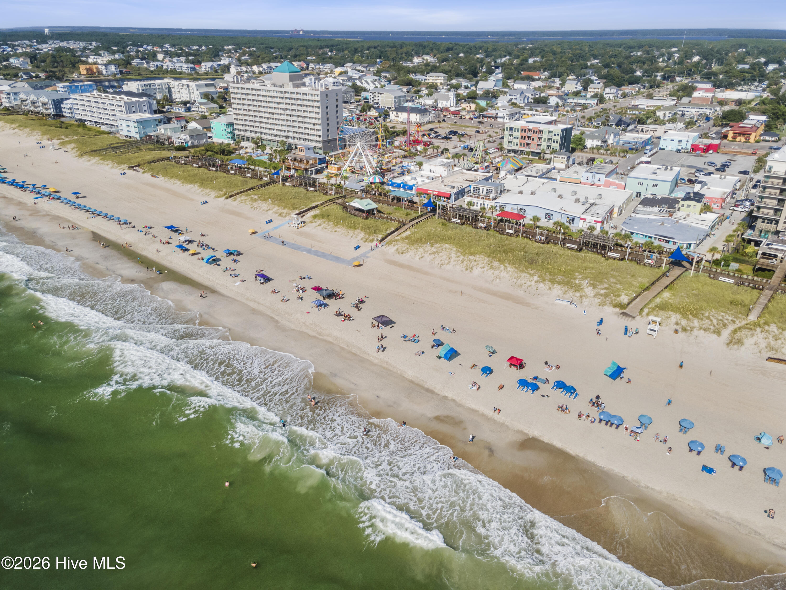 100565852 | Photo 27