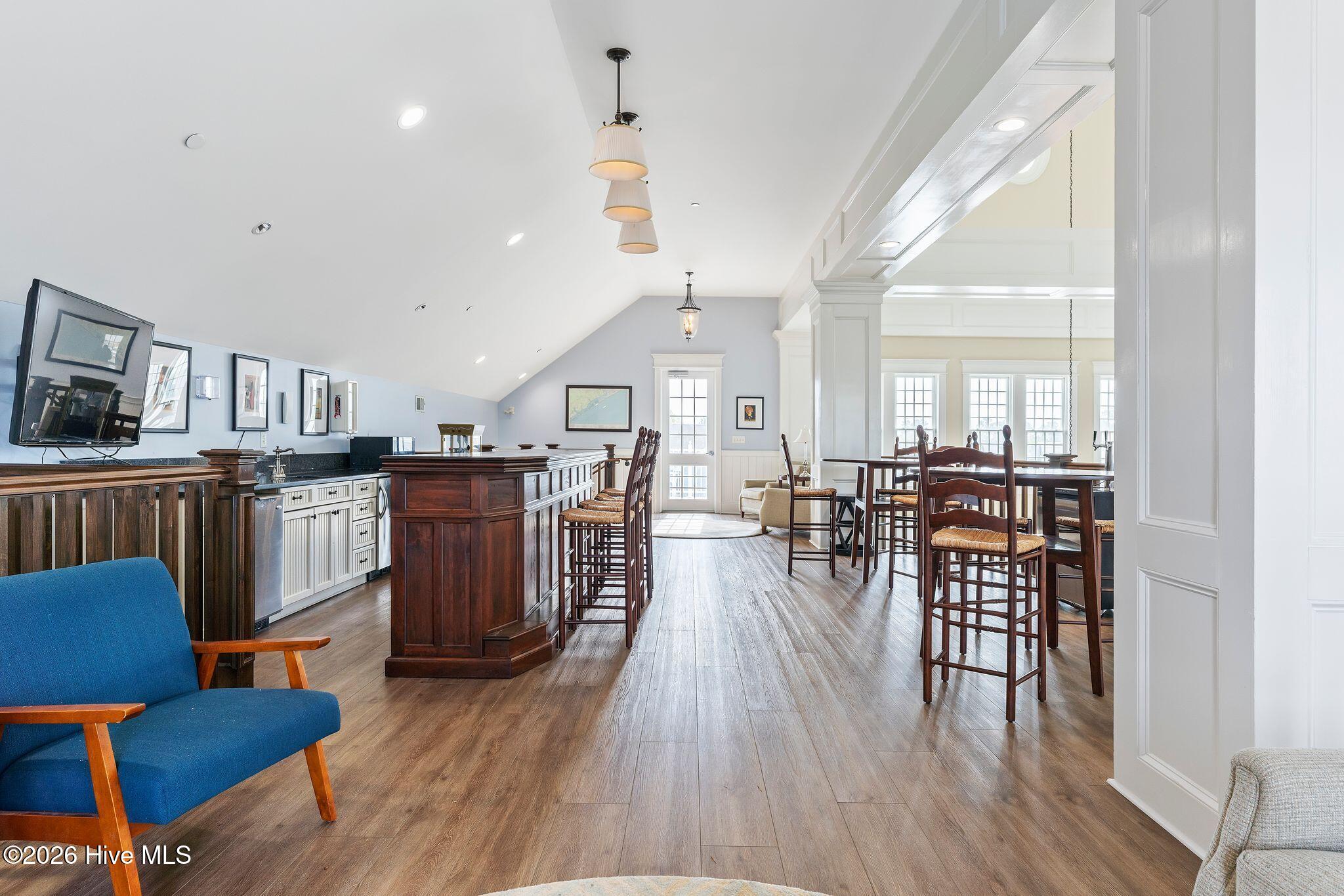 100555599 | Photo 27