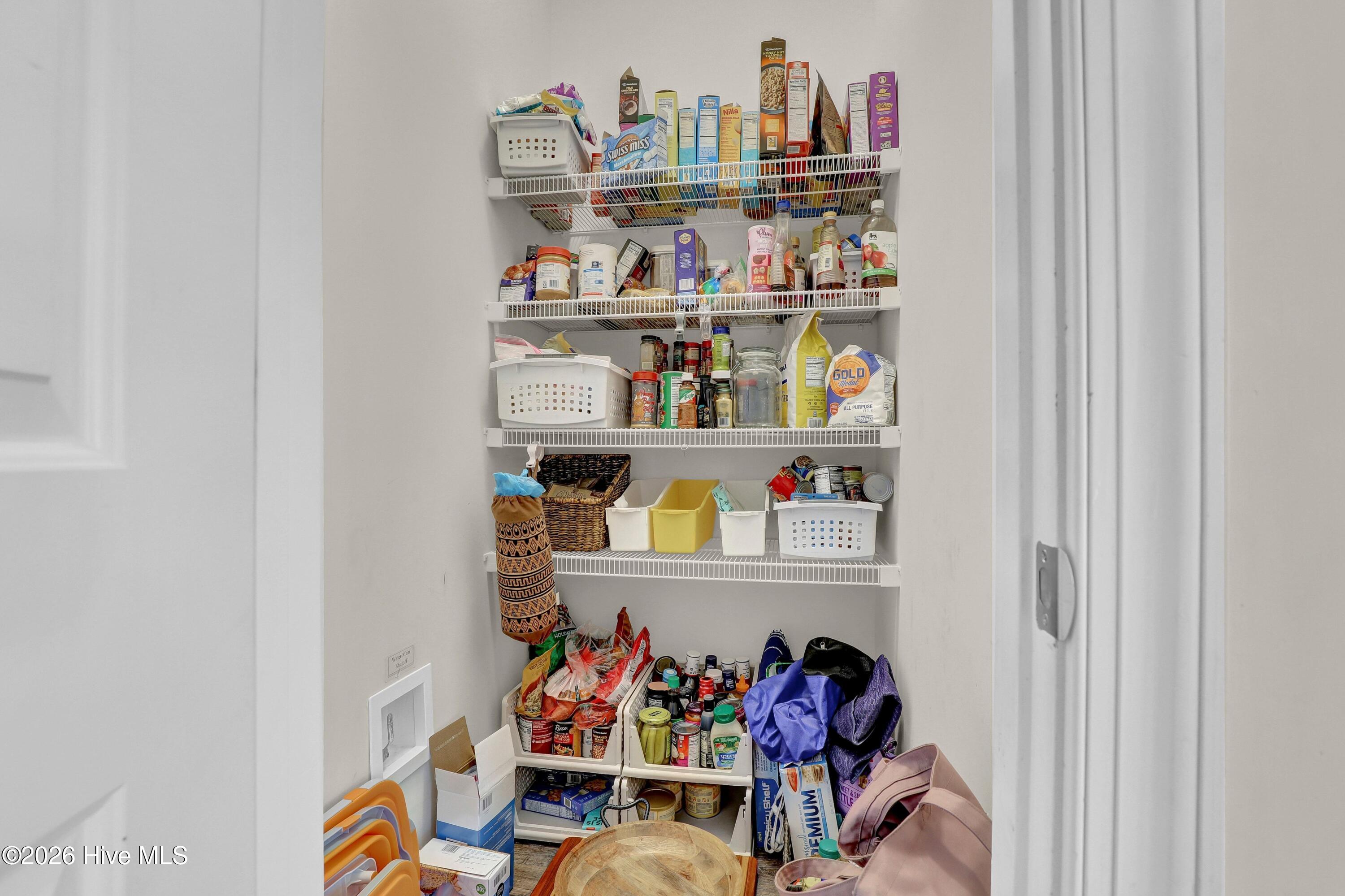 100557019 | Photo 23