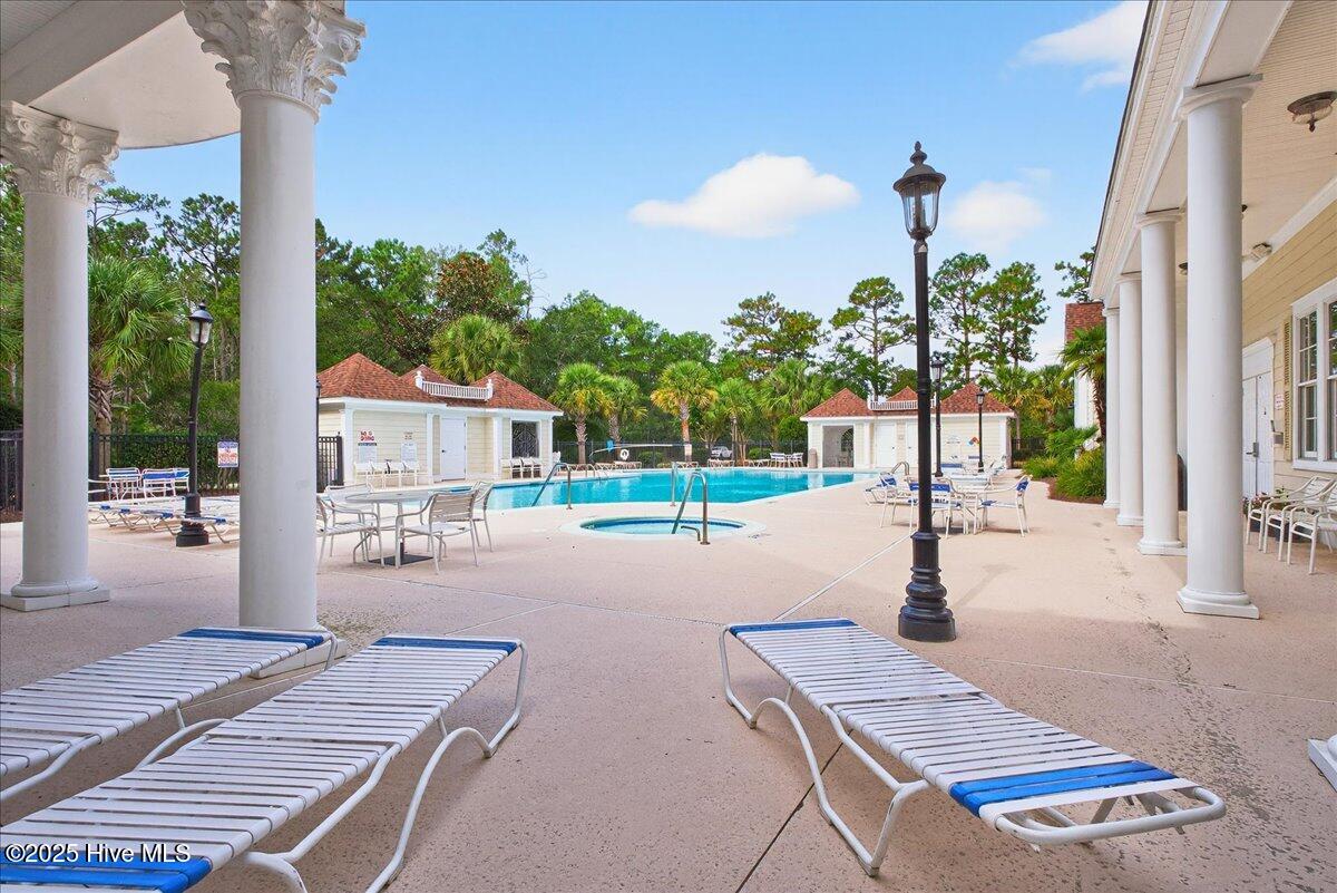 100534230 | Photo 62