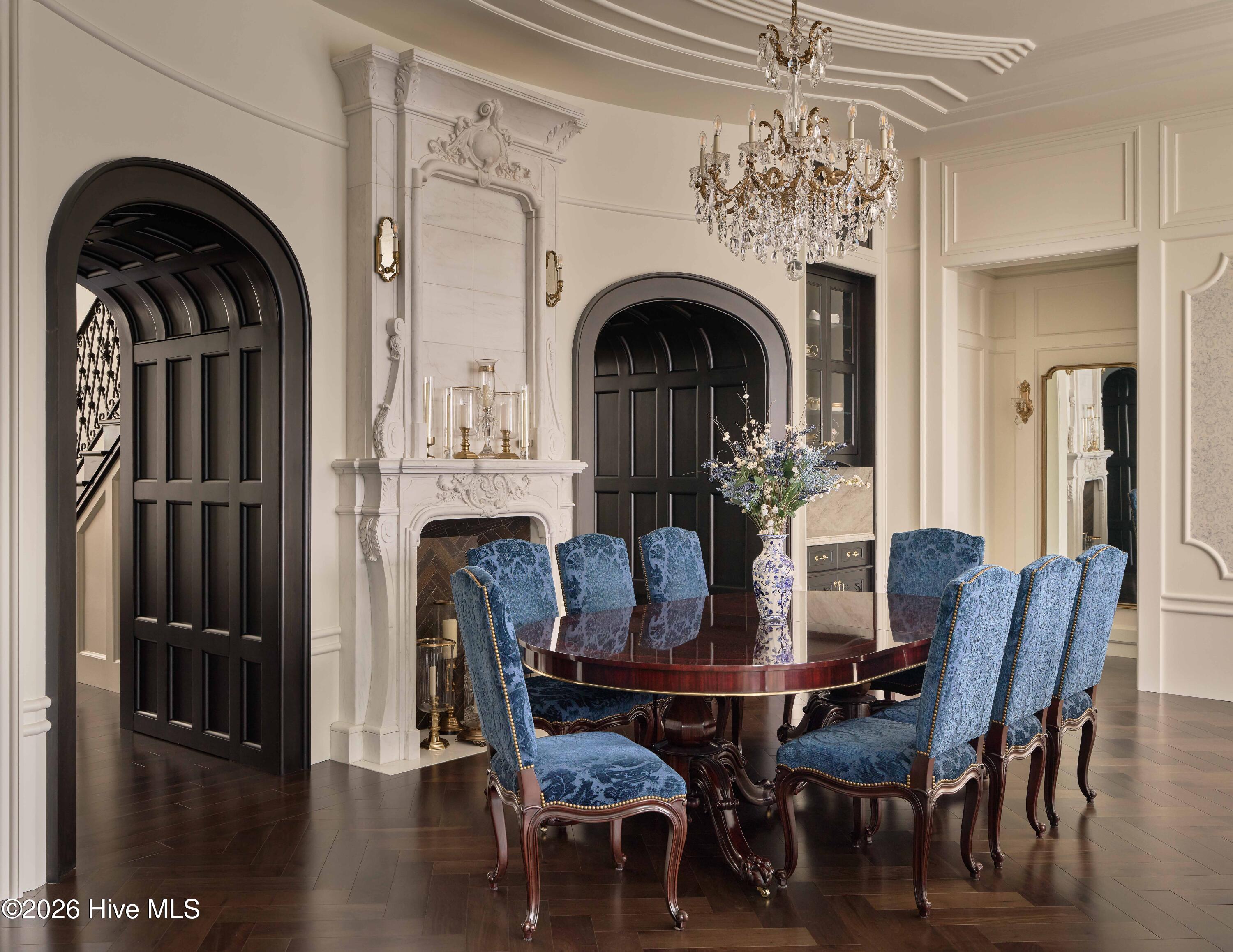 100569177 | Photo 20