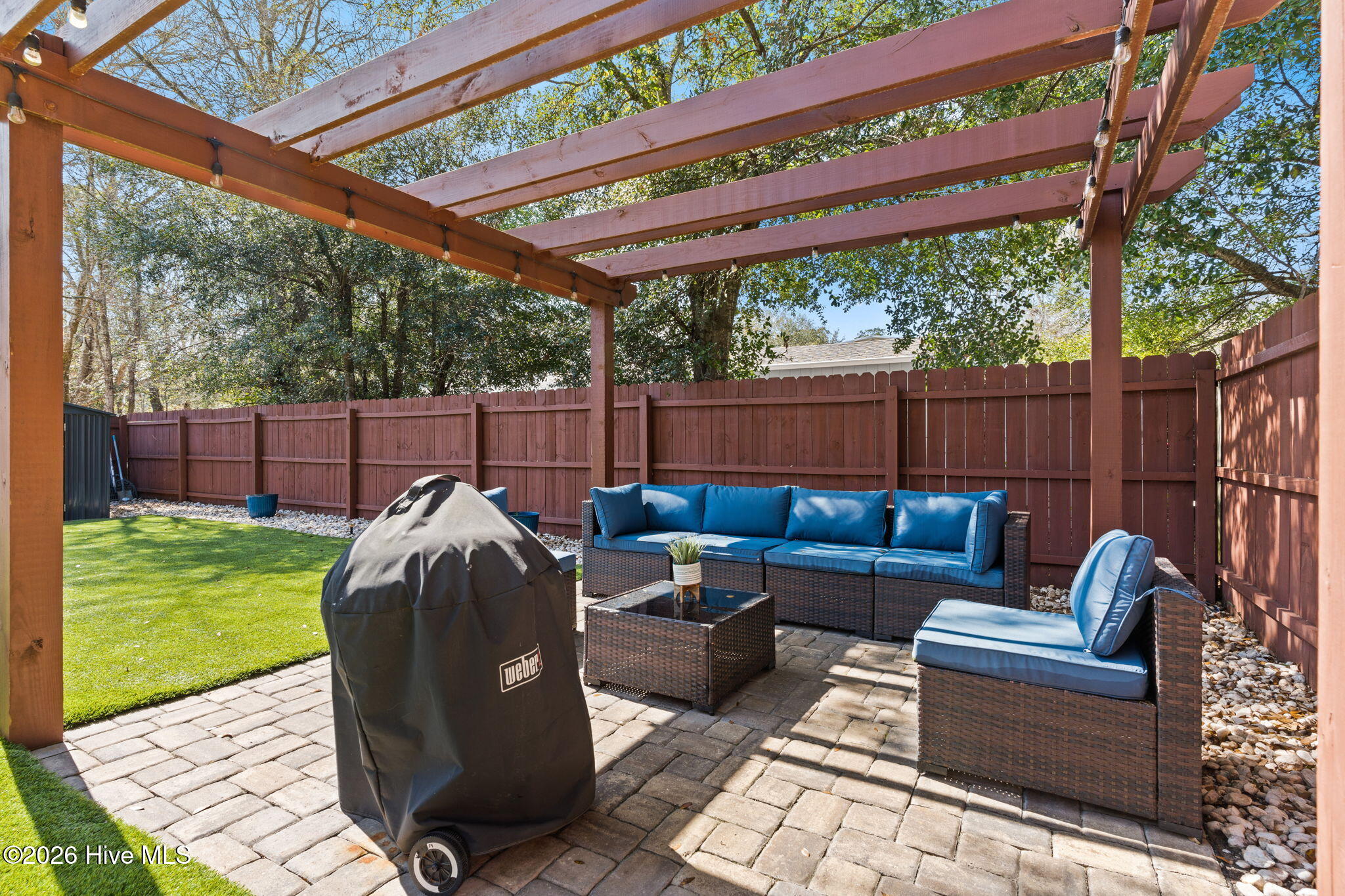 100559319 | Photo 31