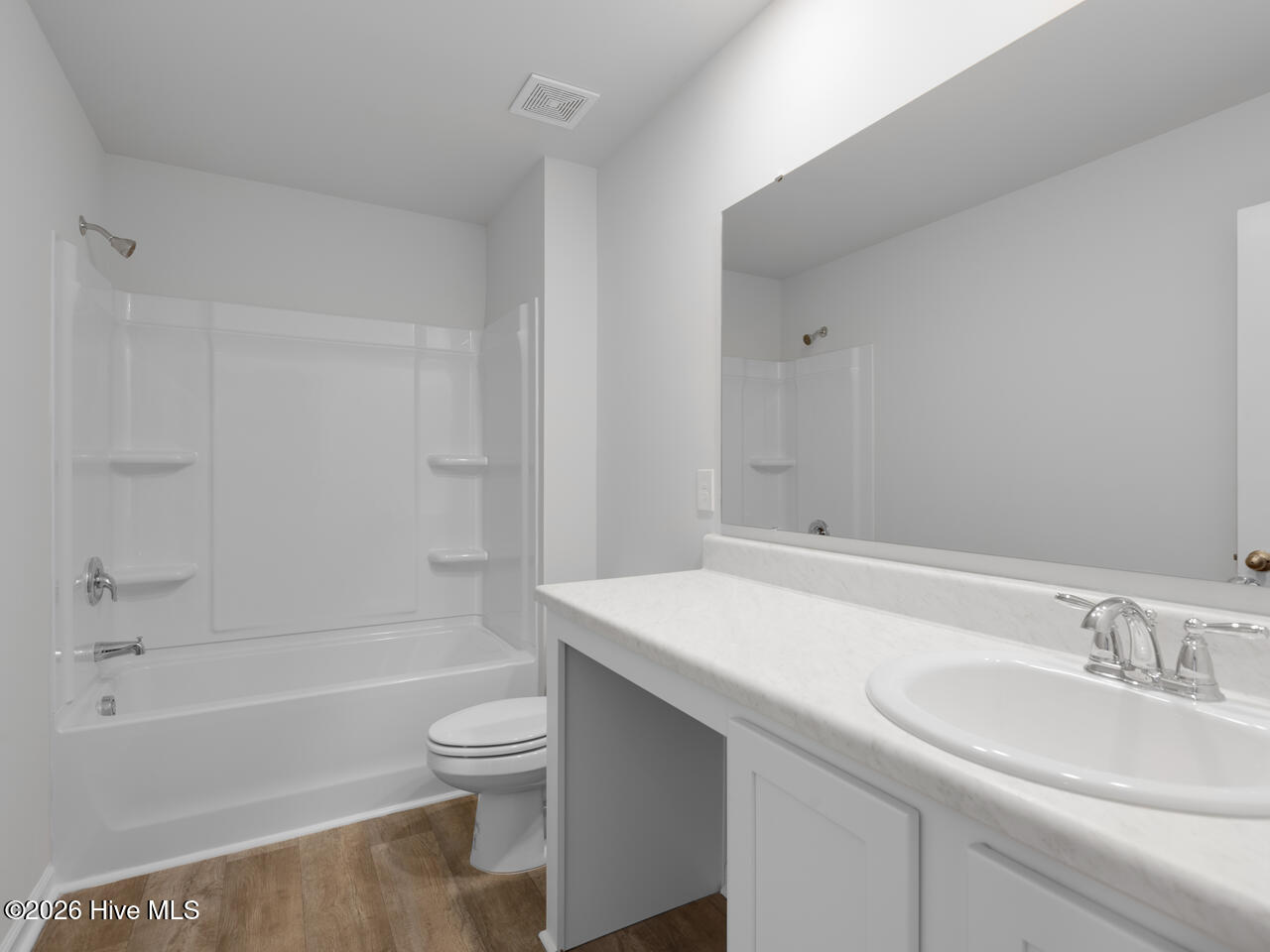 100556941 | Photo 36