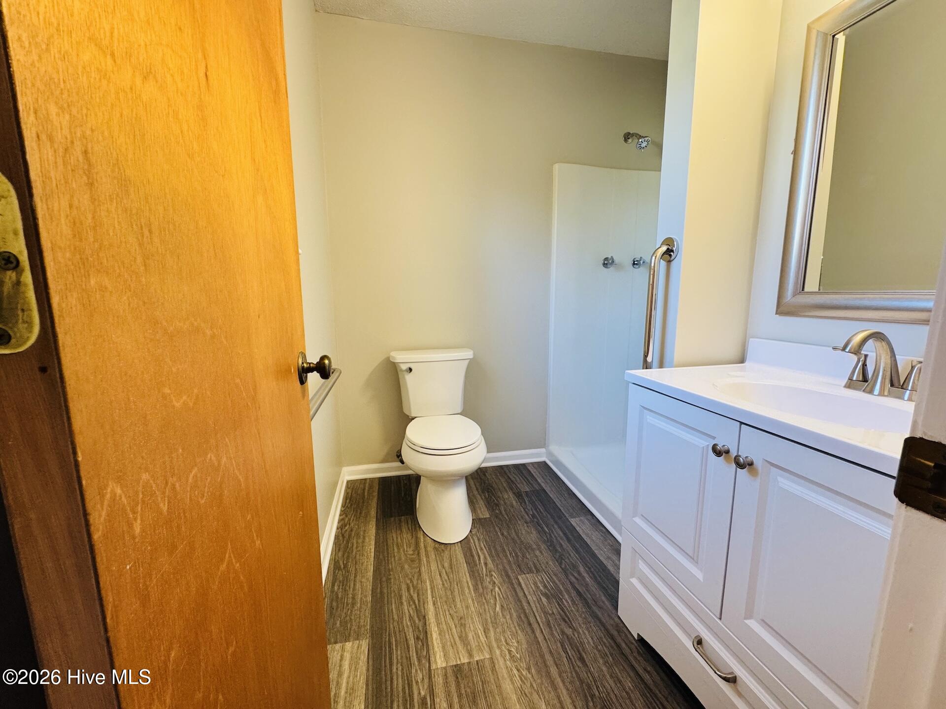 100561695 | Photo 12