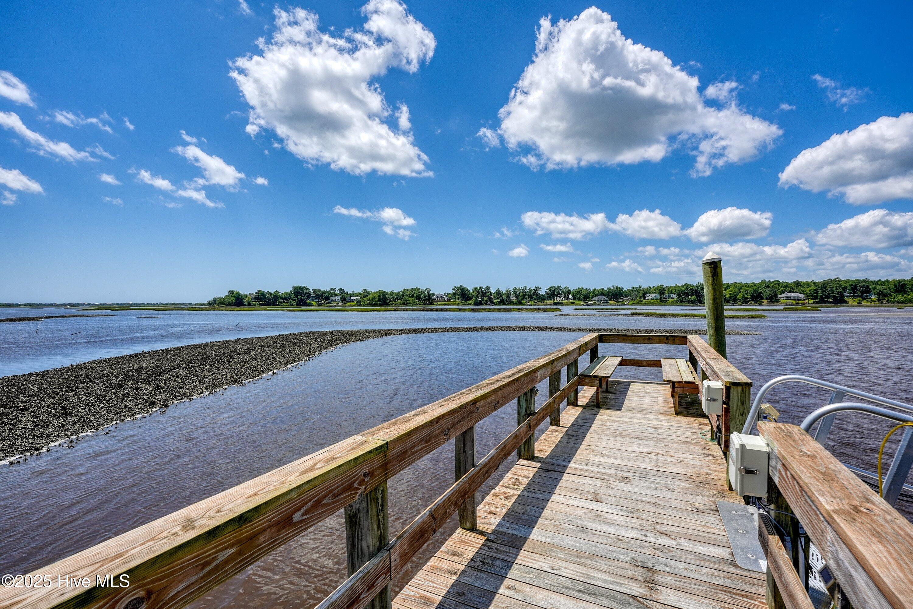 100537477 | Photo 14