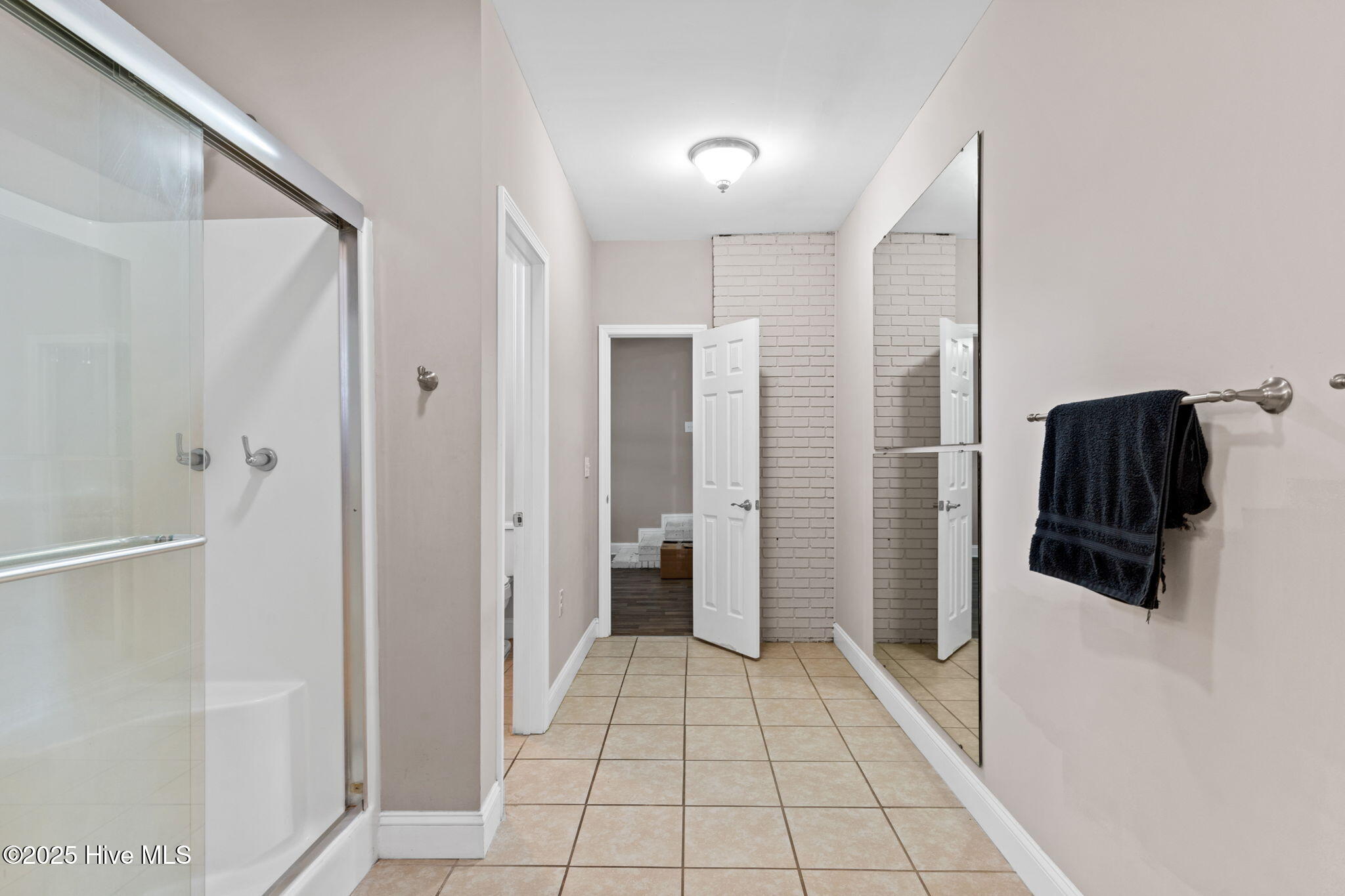 100527355 | Photo 39