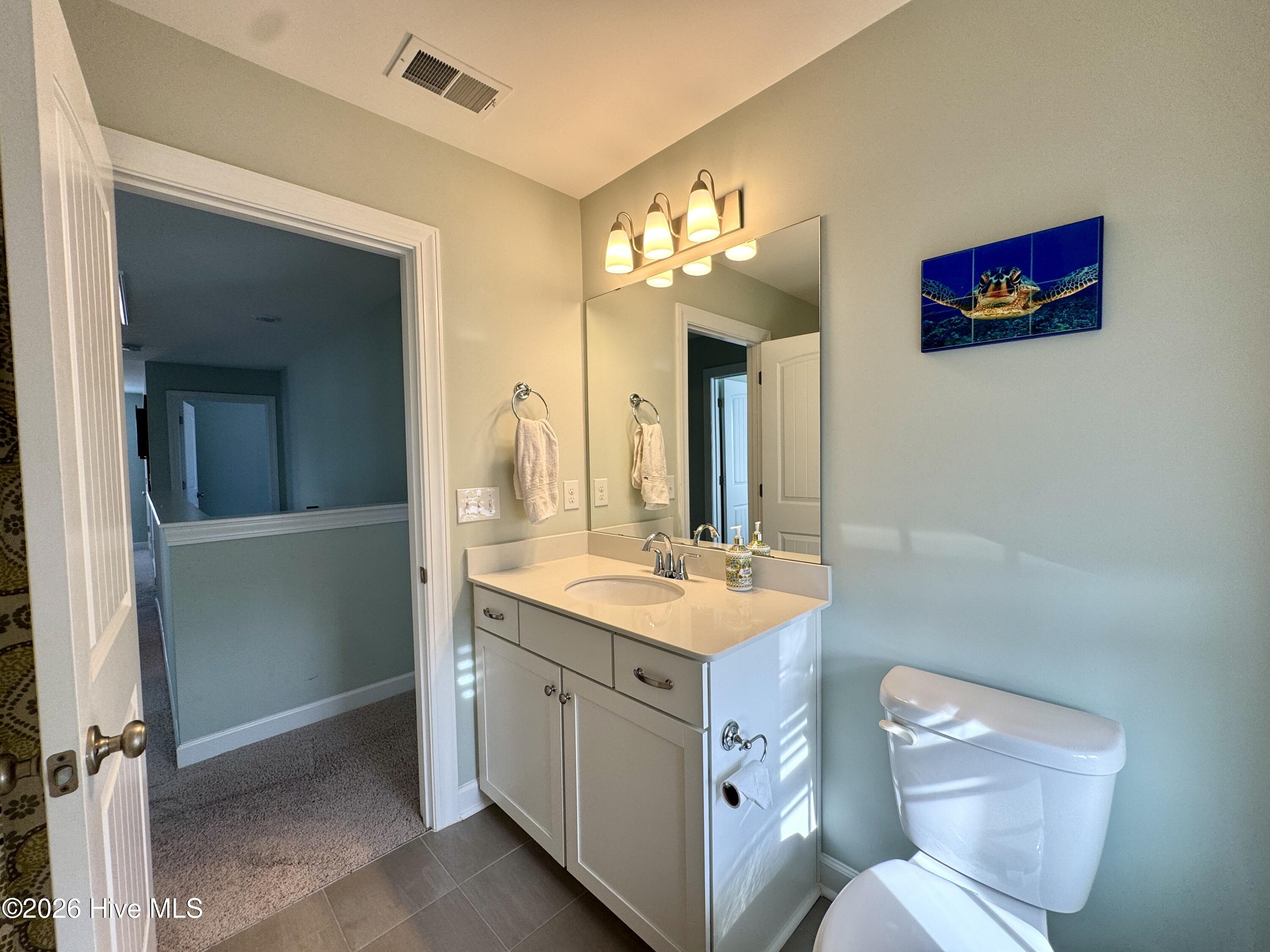 100547423 | Photo 30