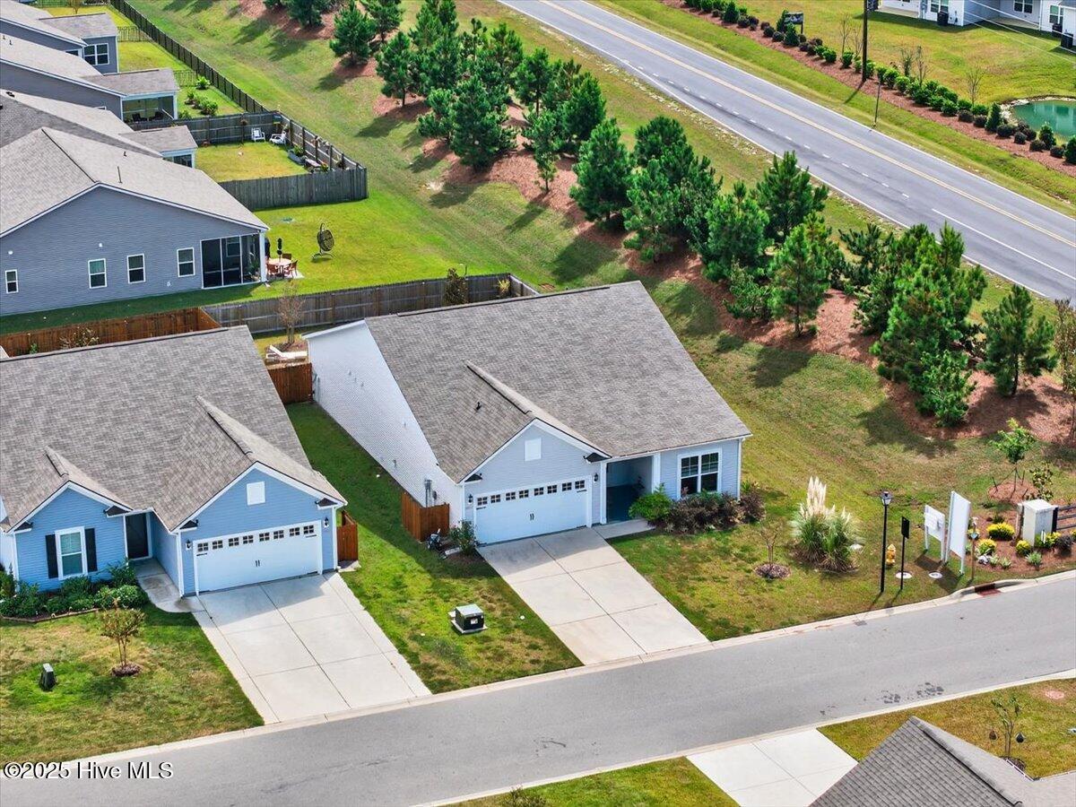 100532427 | Photo 41