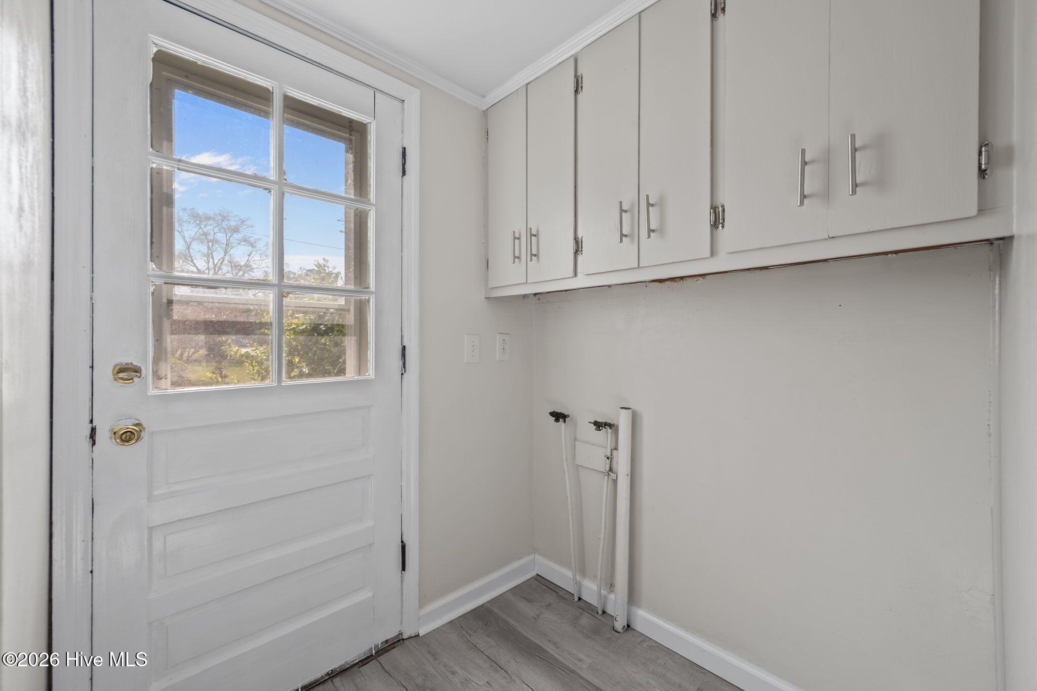 100562328 | Photo 46