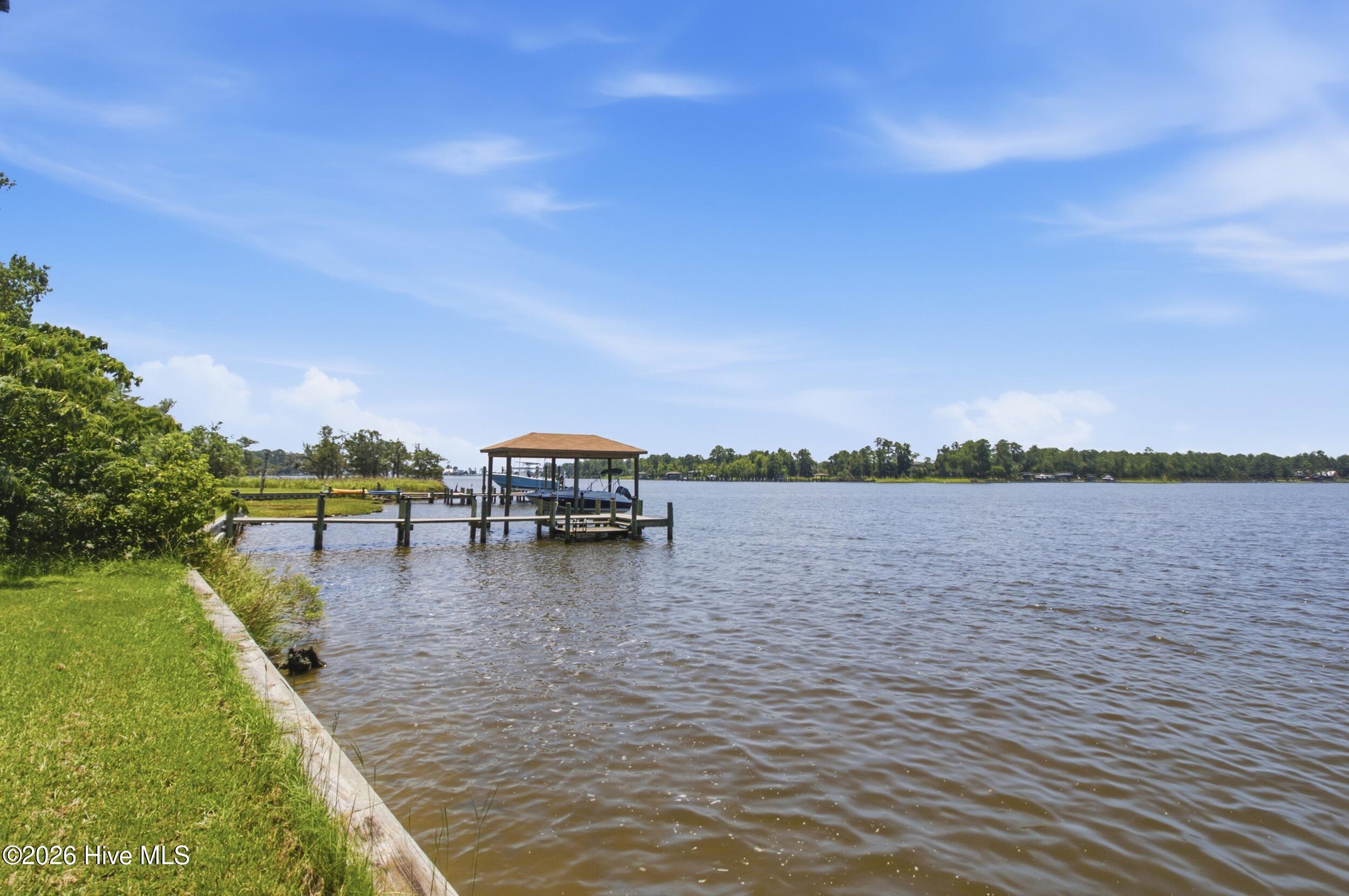 434 Southern Plantation Drive S,Oriental