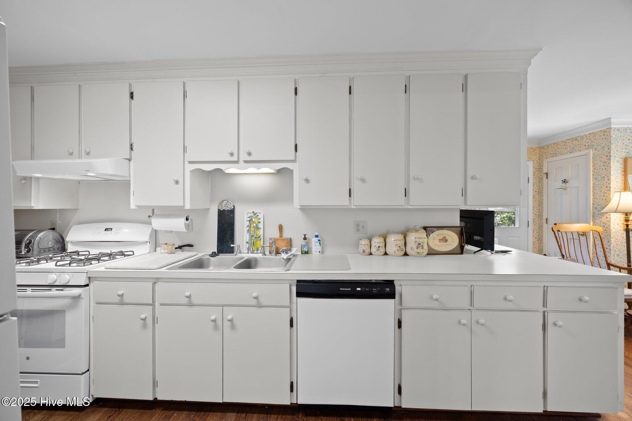 103 Camelia Drive, Washington, NC, 27889