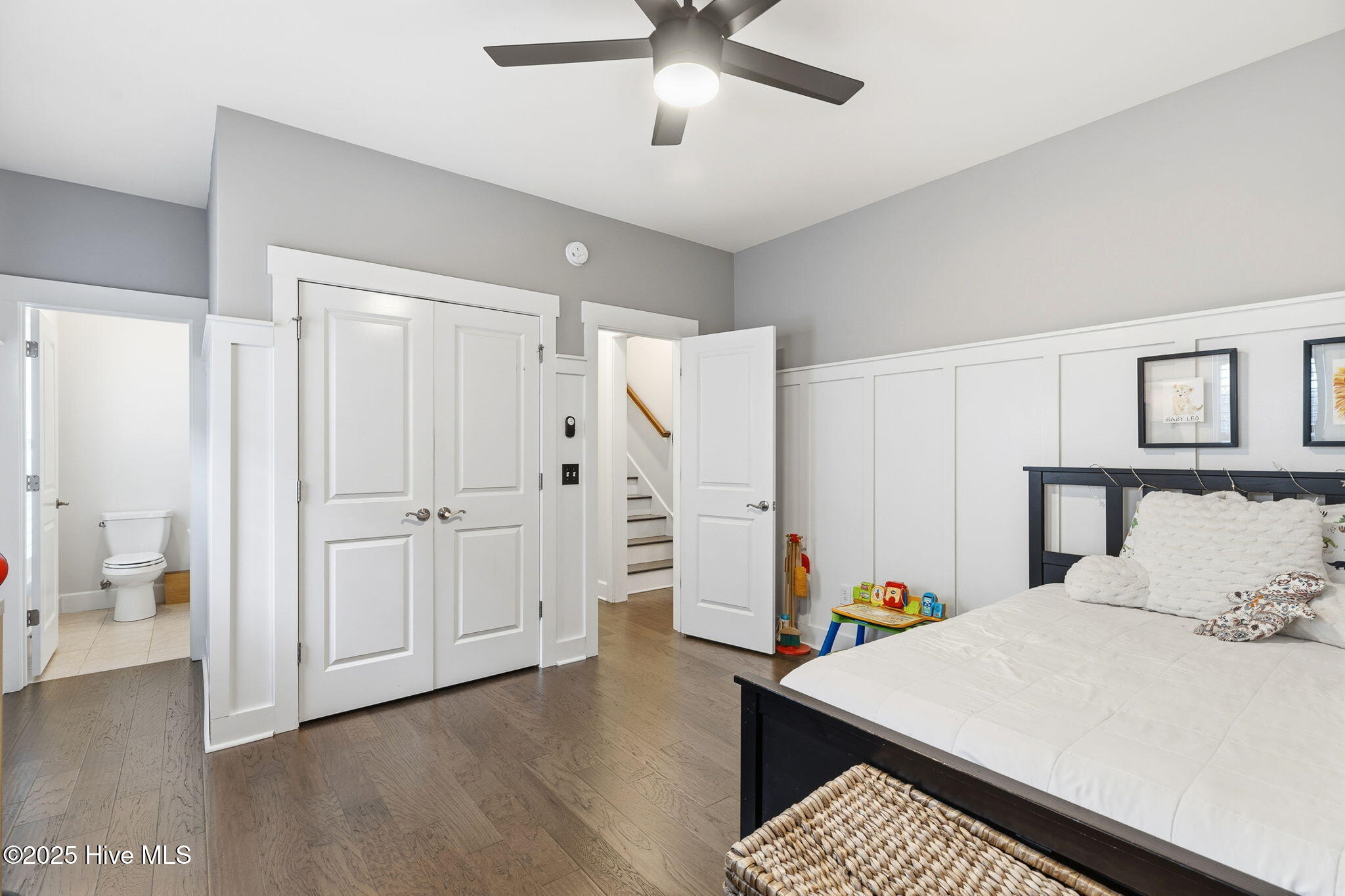 100540191 | Photo 32