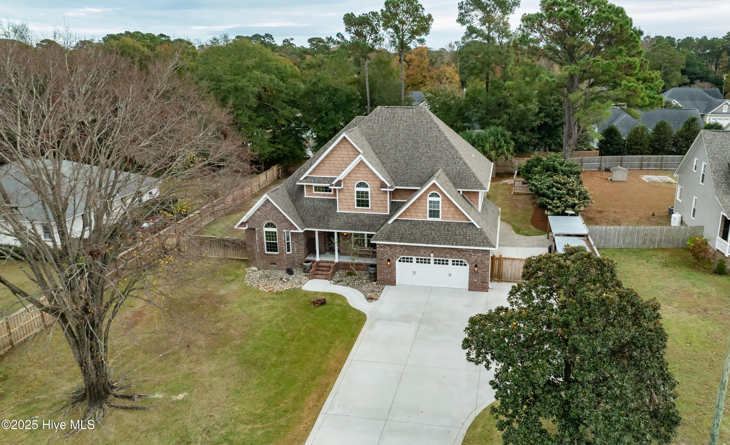 100543498 | Photo 61