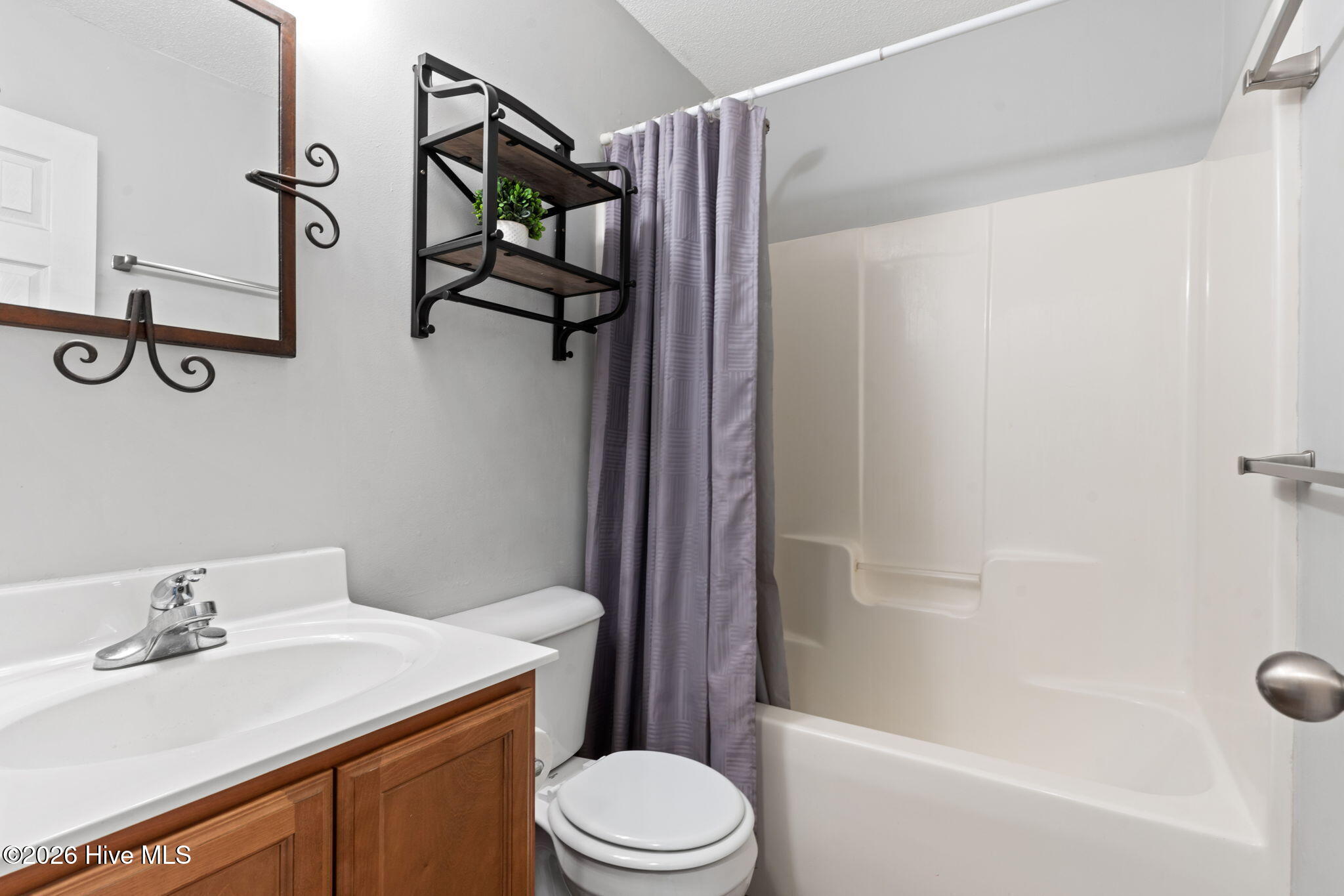 100553429 | Photo 22