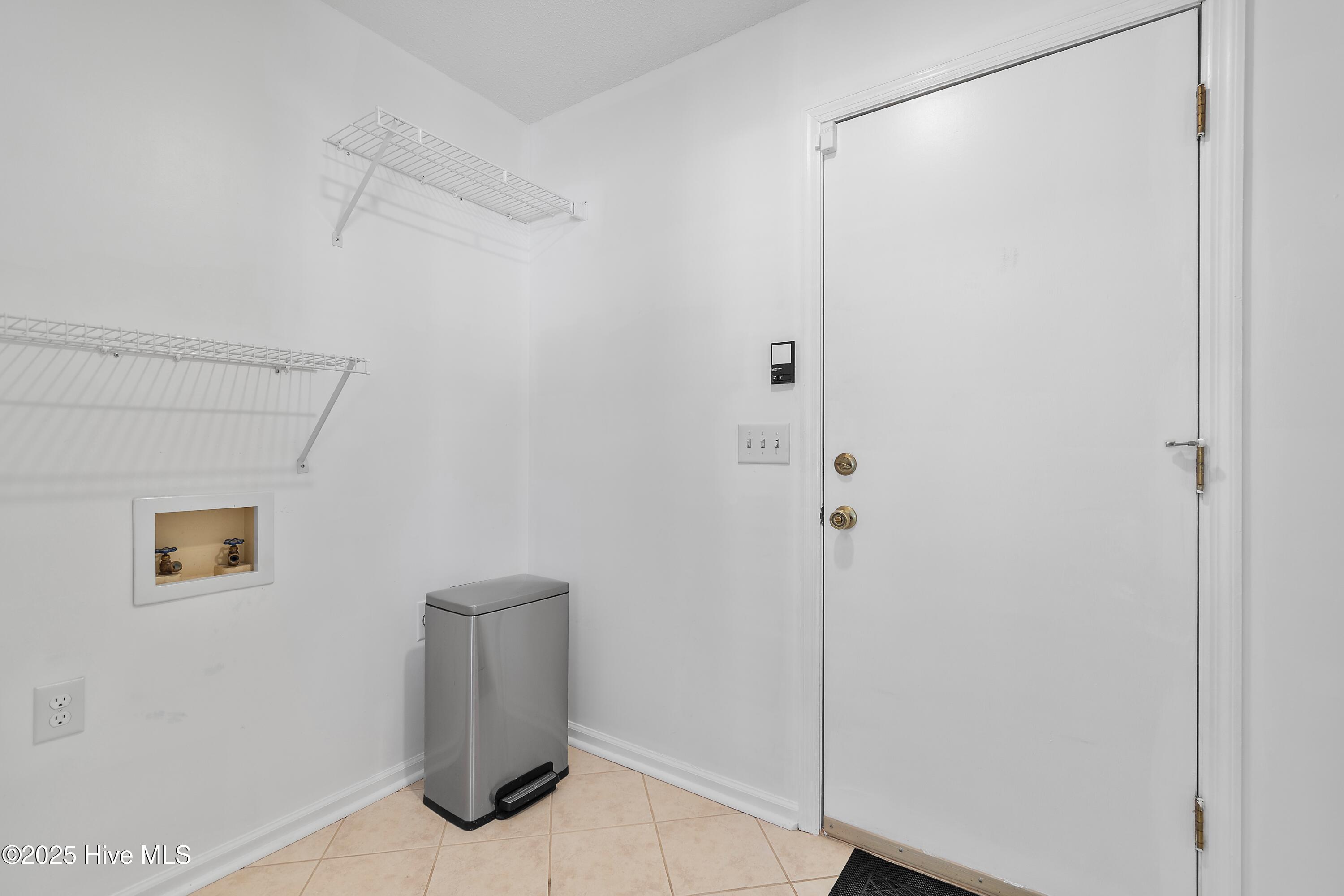 100539605 | Photo 29