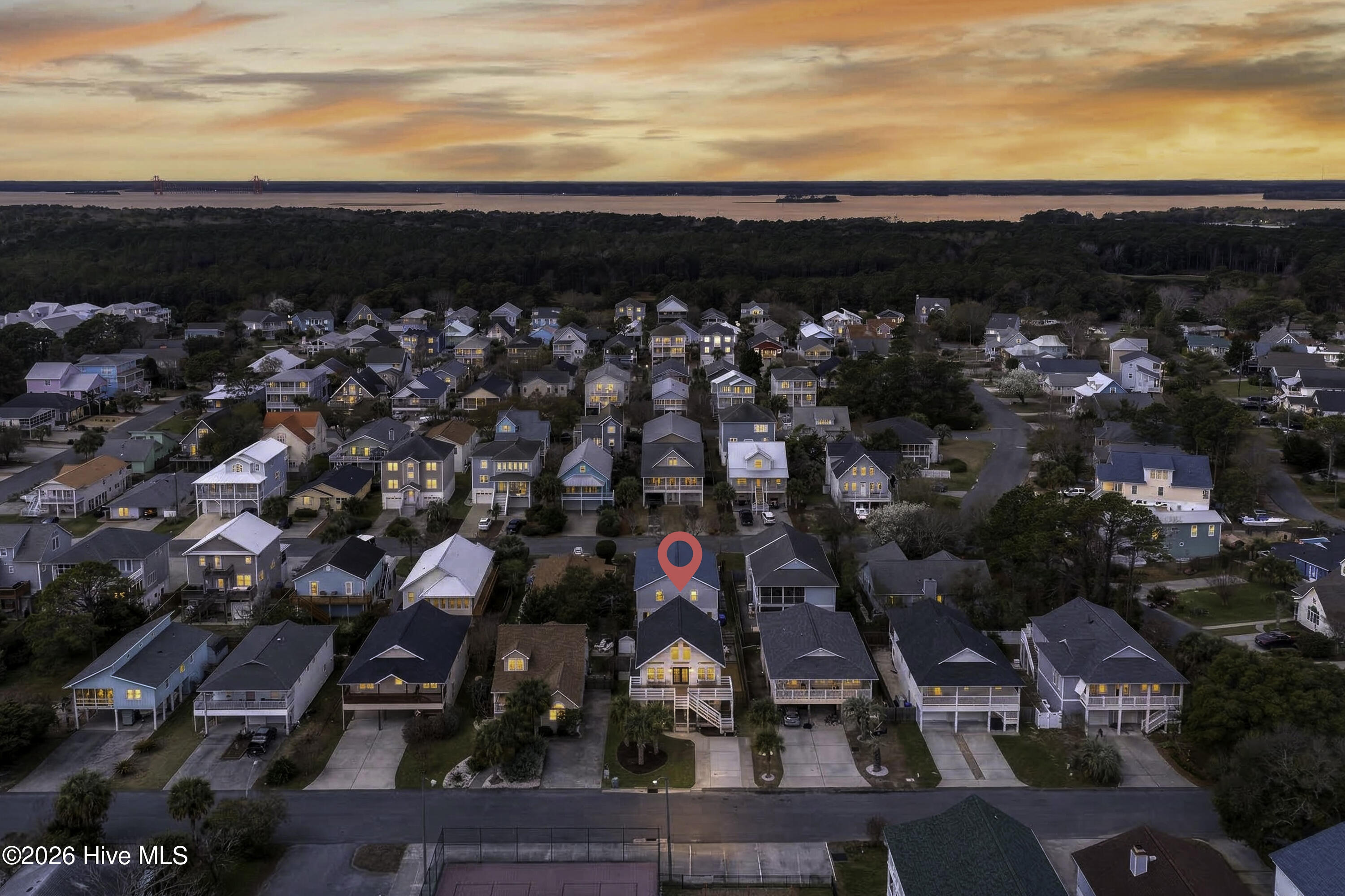 100562699 | Photo 54