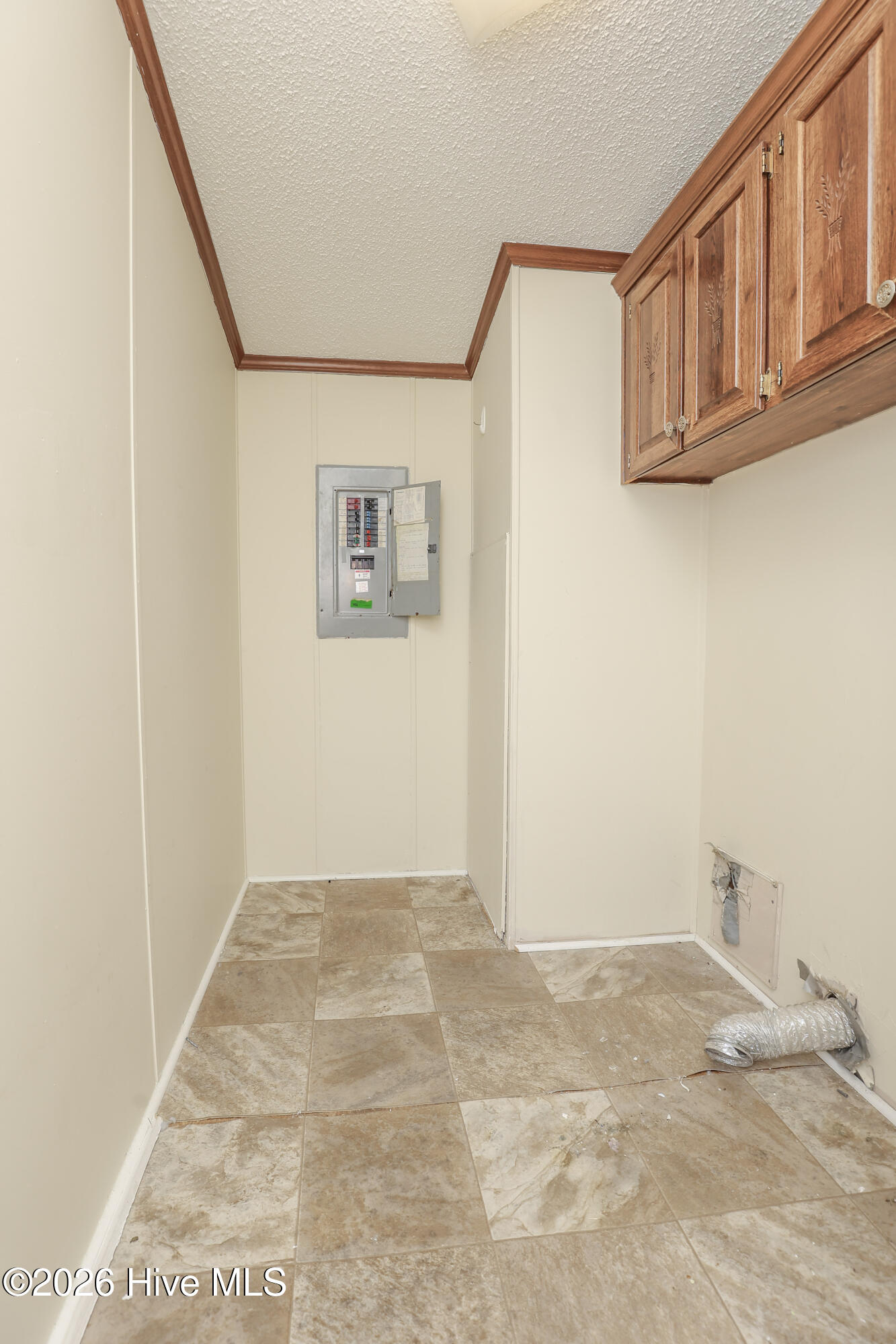 100548874 | Photo 27