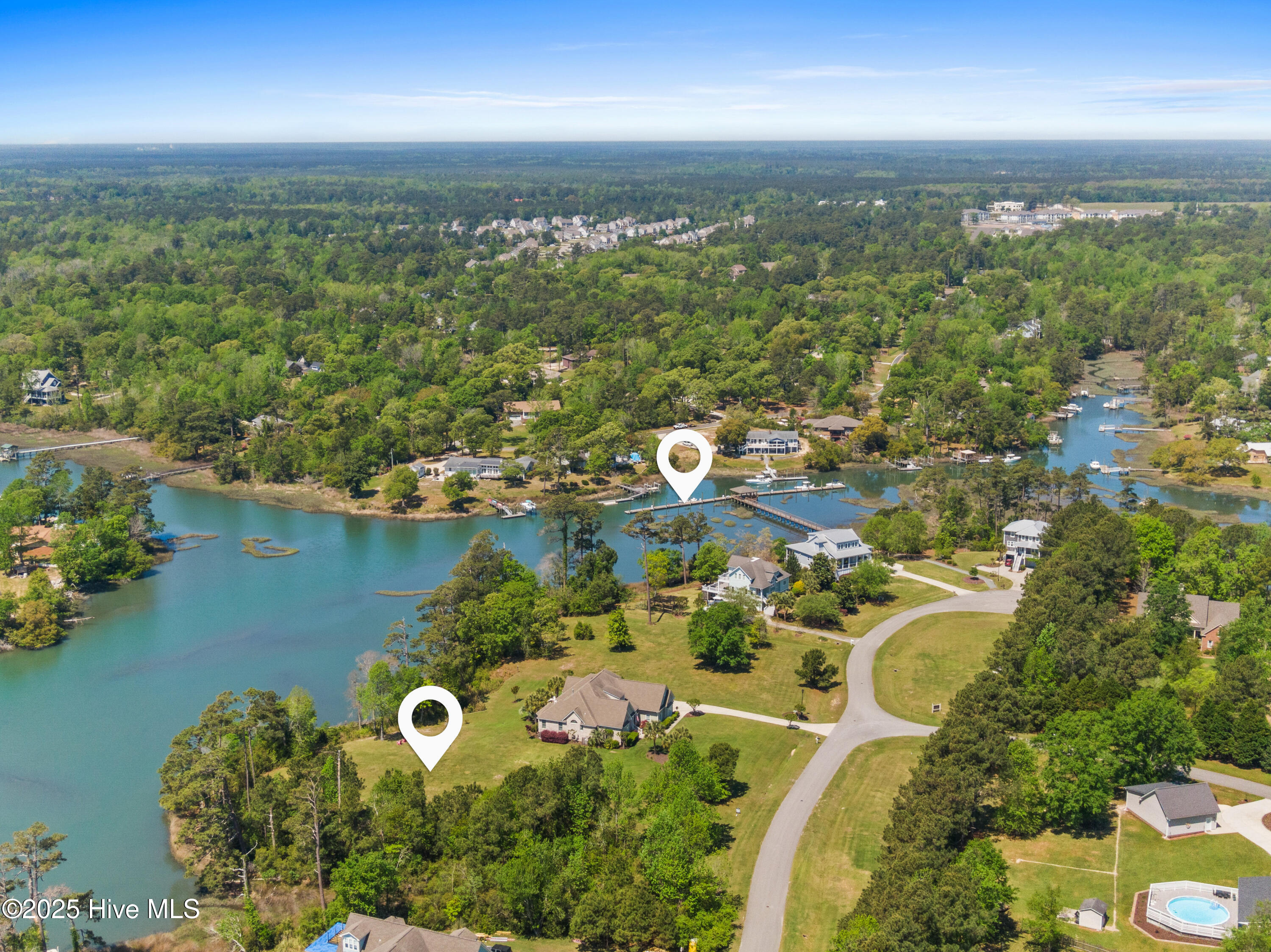 100496270 | Photo 16