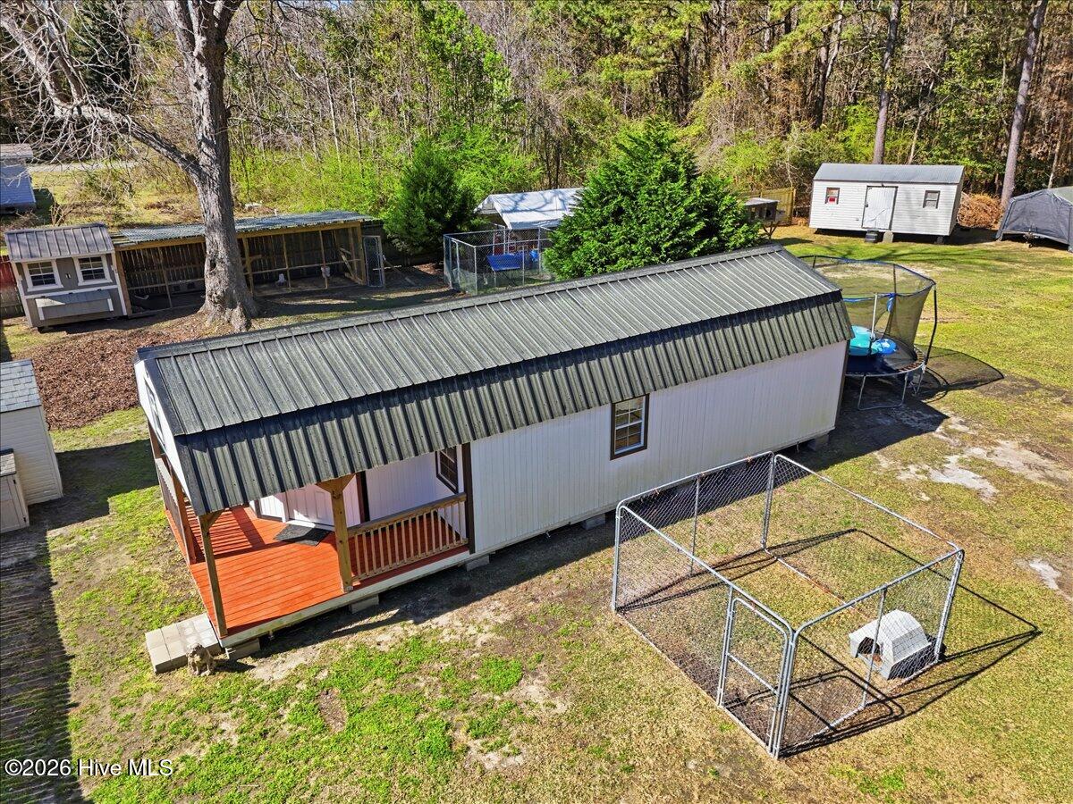 100561788 | Photo 71