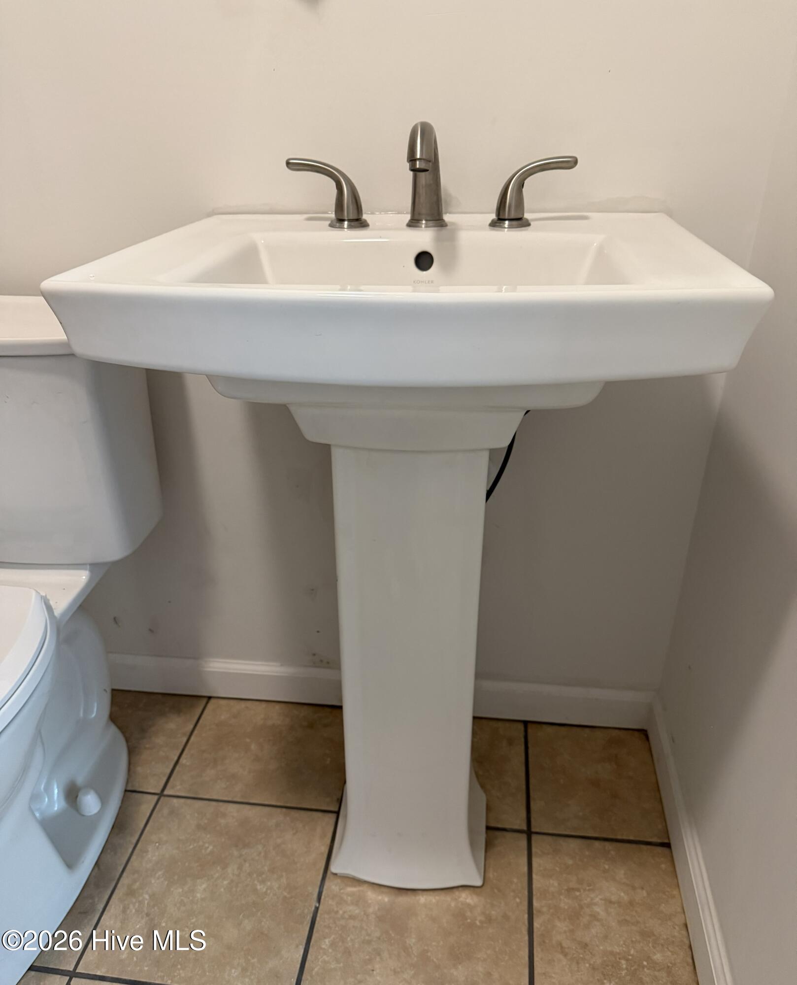 100565098 | Photo 33