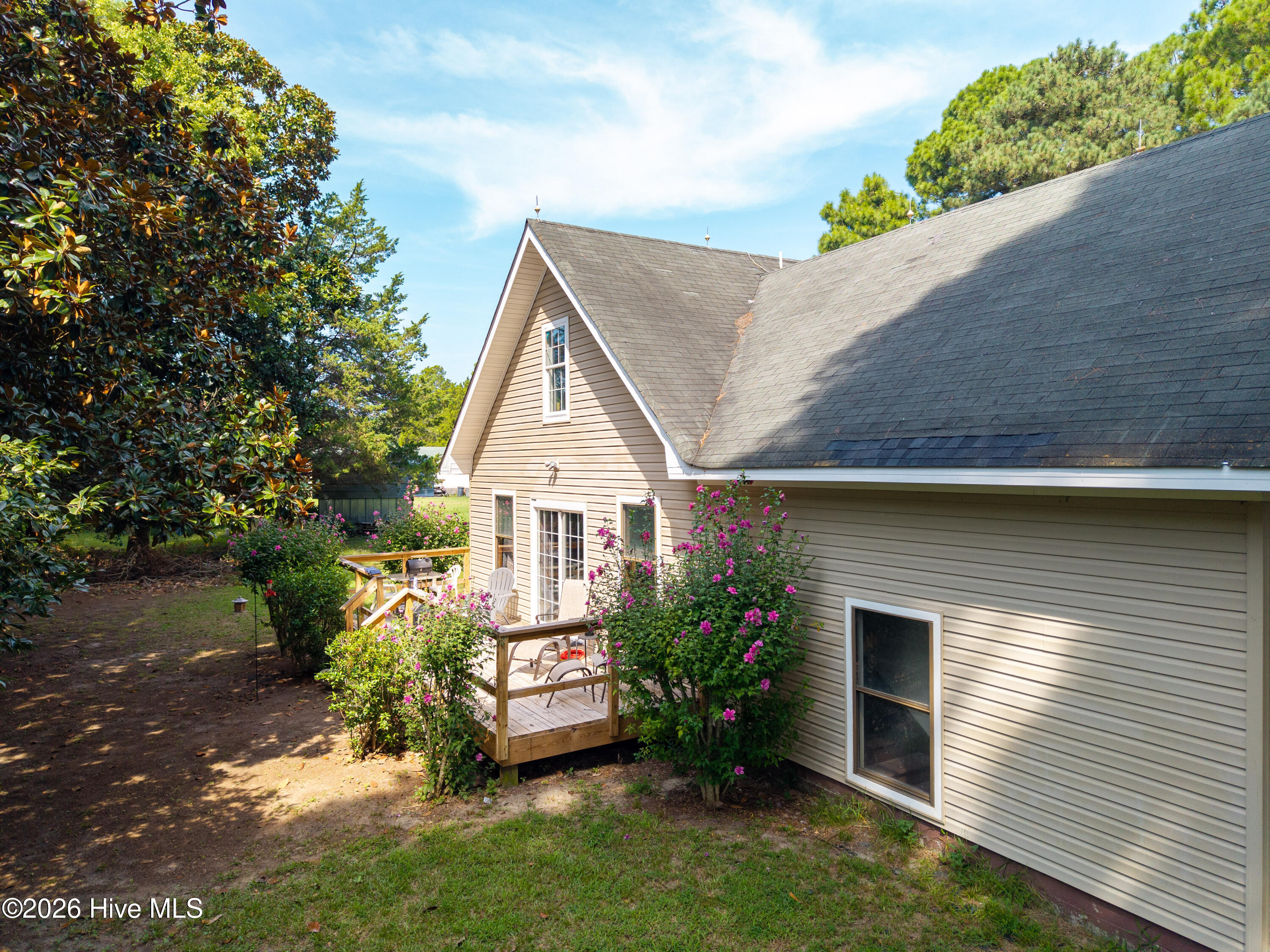 Exterior photo of 205 S End Road, Knotts Island, NC 27950. MLS: 100601007
