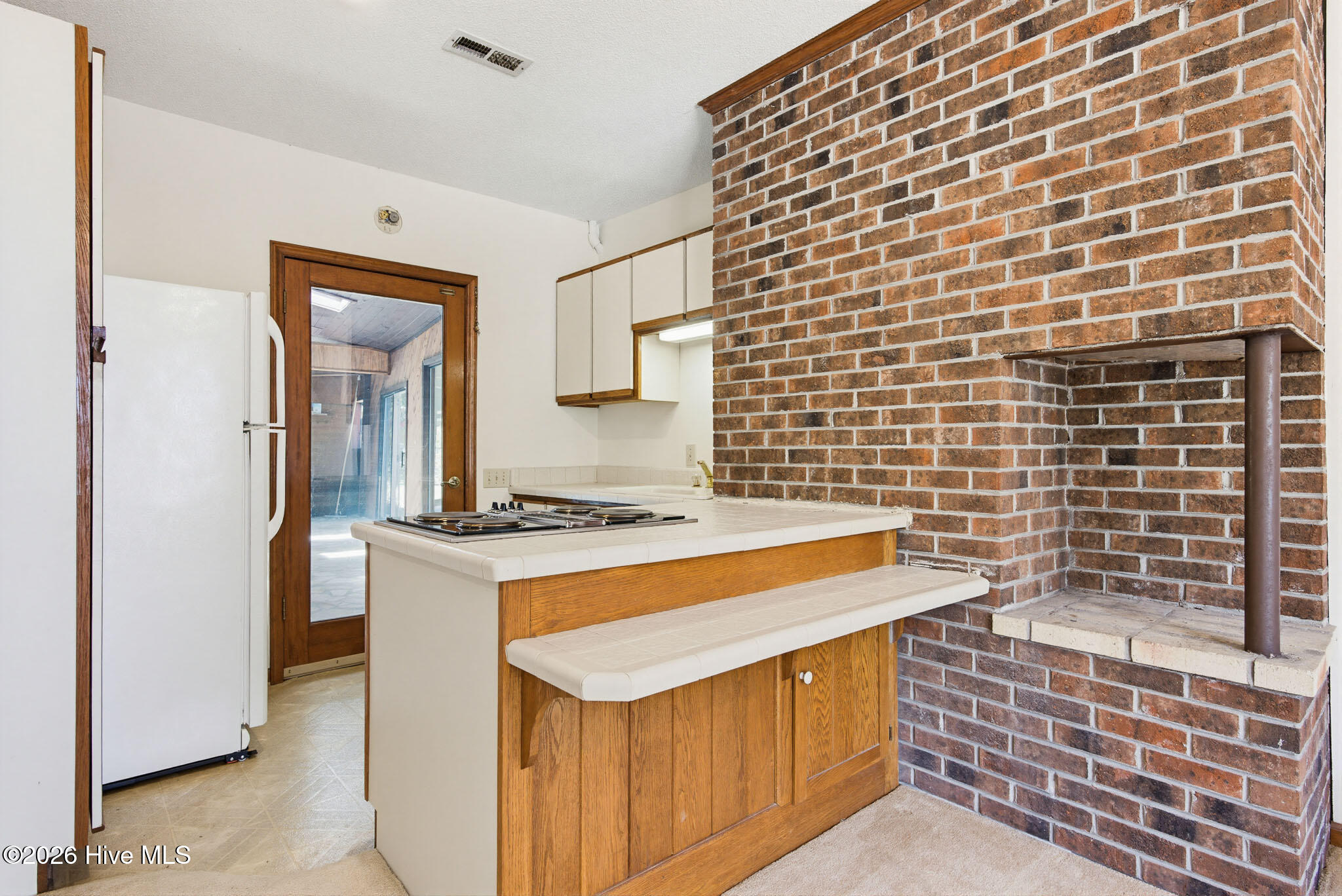 100568983 | Photo 32