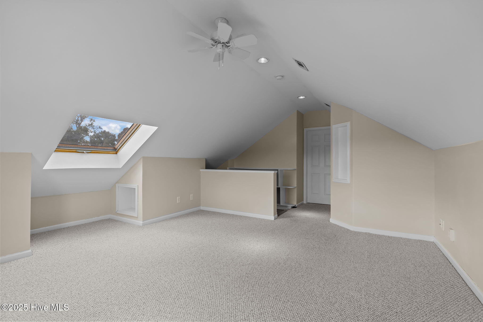850 Sea Gate Drive,Newport
