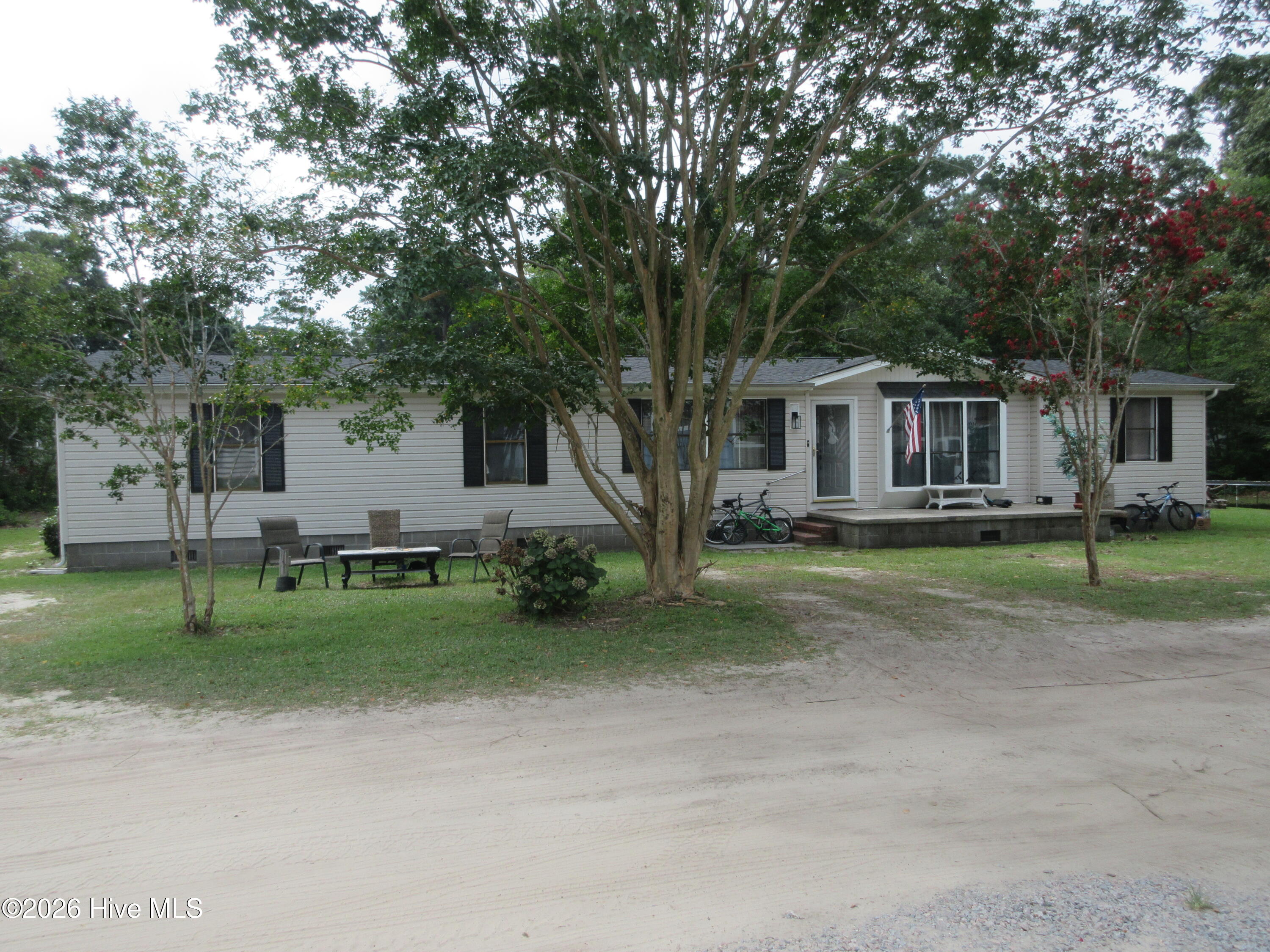 3rd image of 113 Briggs St, Jarvisburg, NC 27947 | MLS# 100598272
