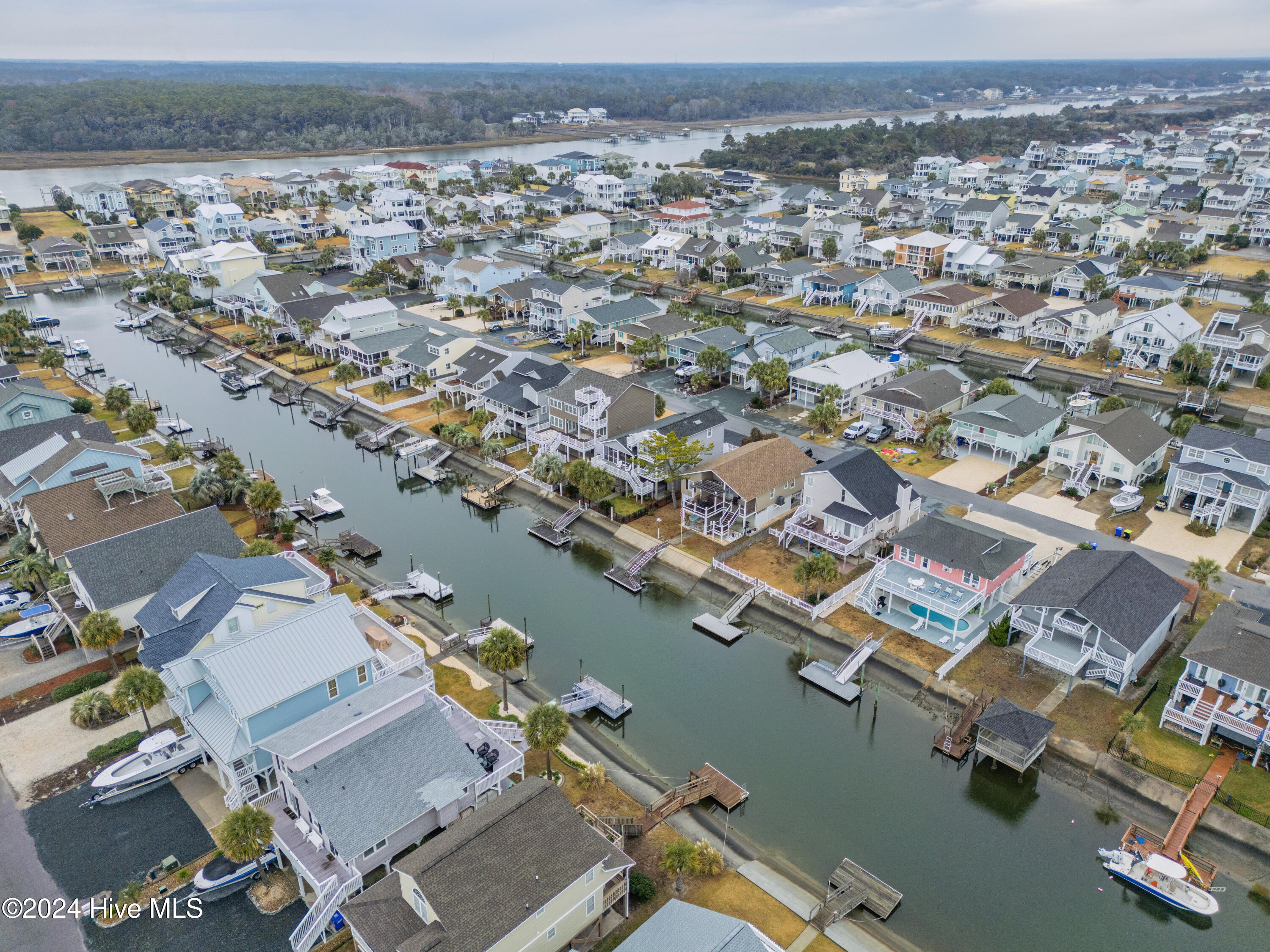 100512671 | Photo 46