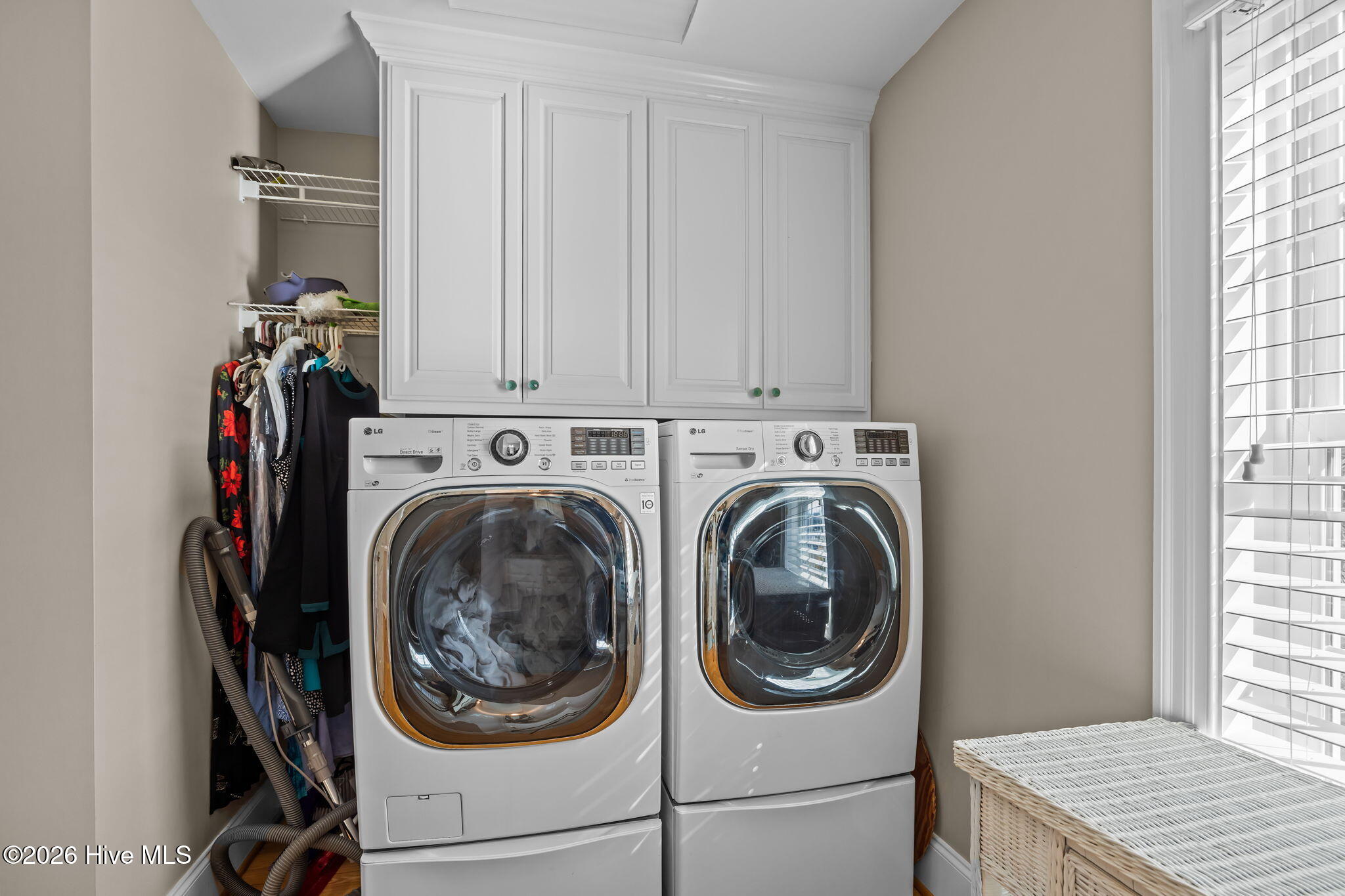 Level 2 laundry / half bath