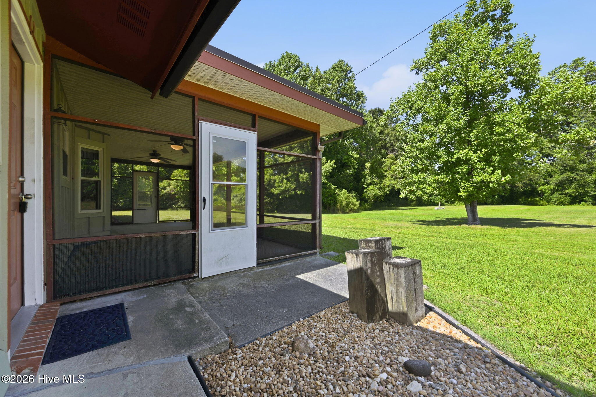 870 Haw Branch Road,Beulaville