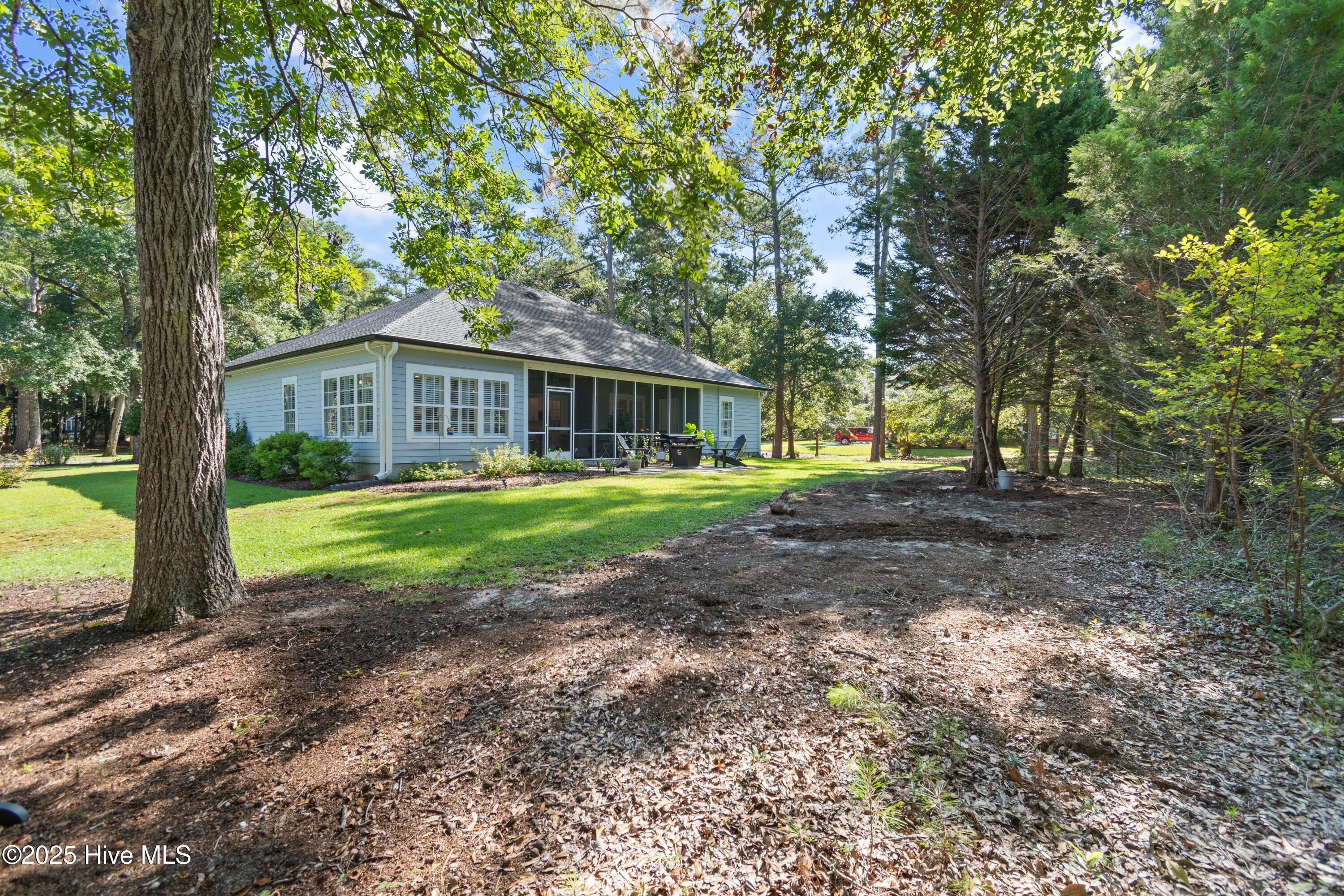 100529208 | Photo 36